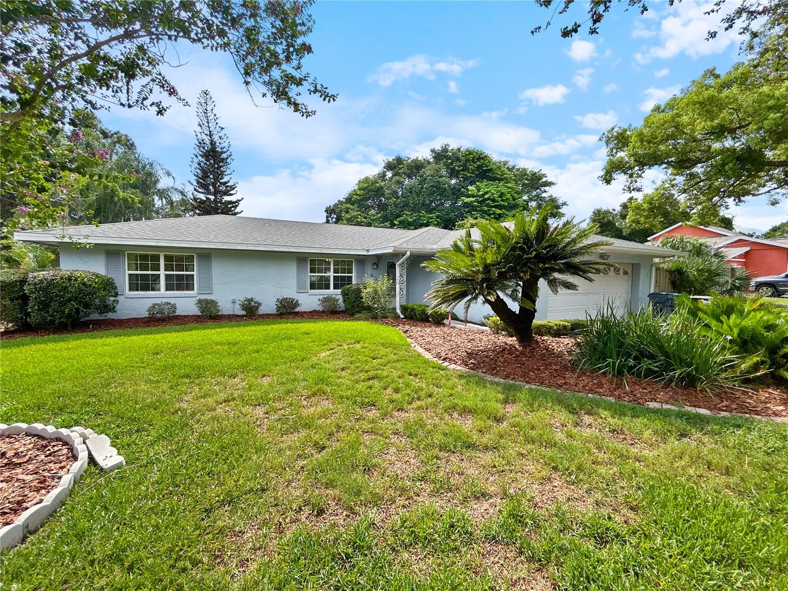 ELOISE WOODS LAKE MARIAM UNIT - Residential