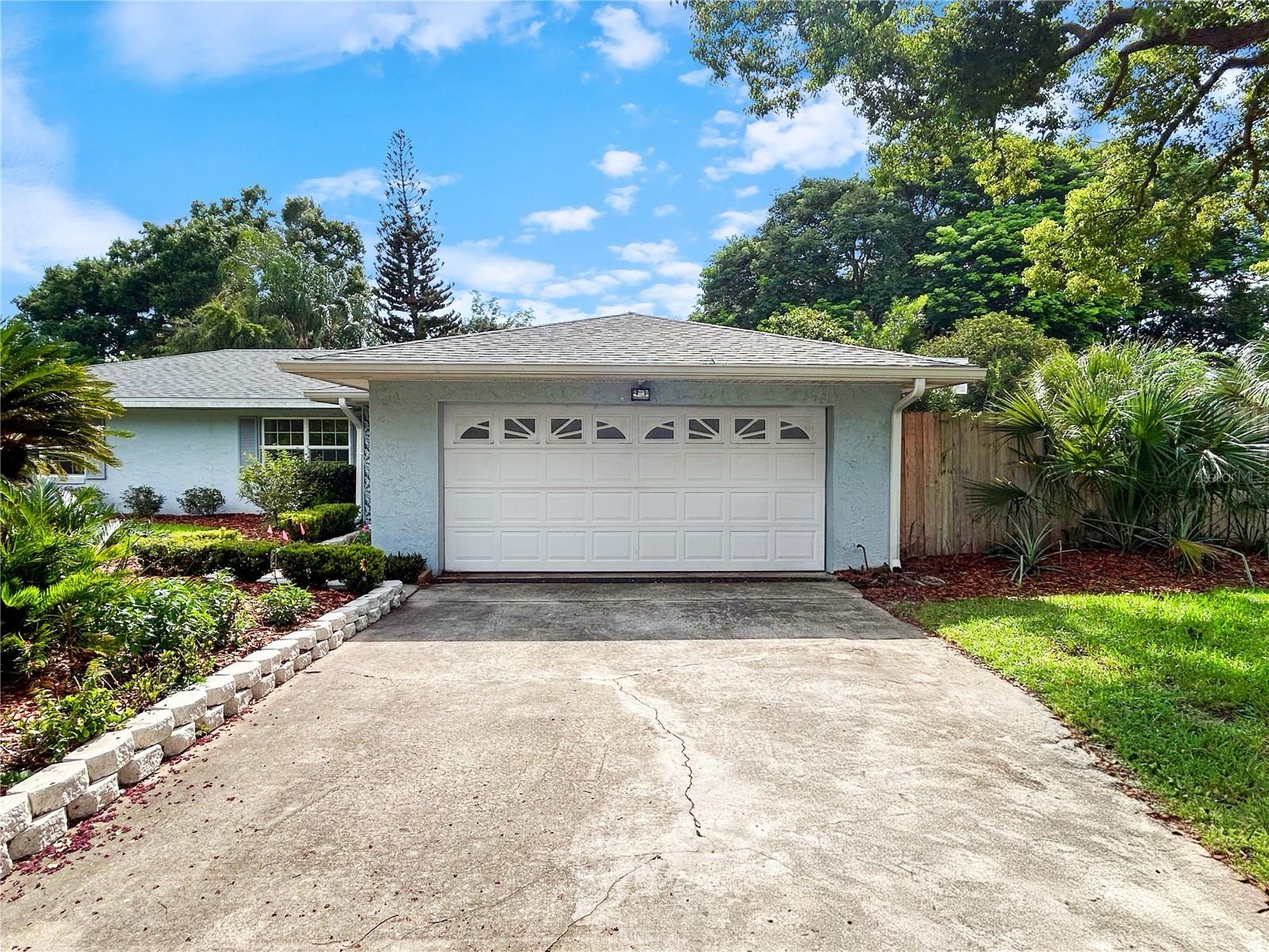 ELOISE WOODS LAKE MARIAM UNIT - Residential