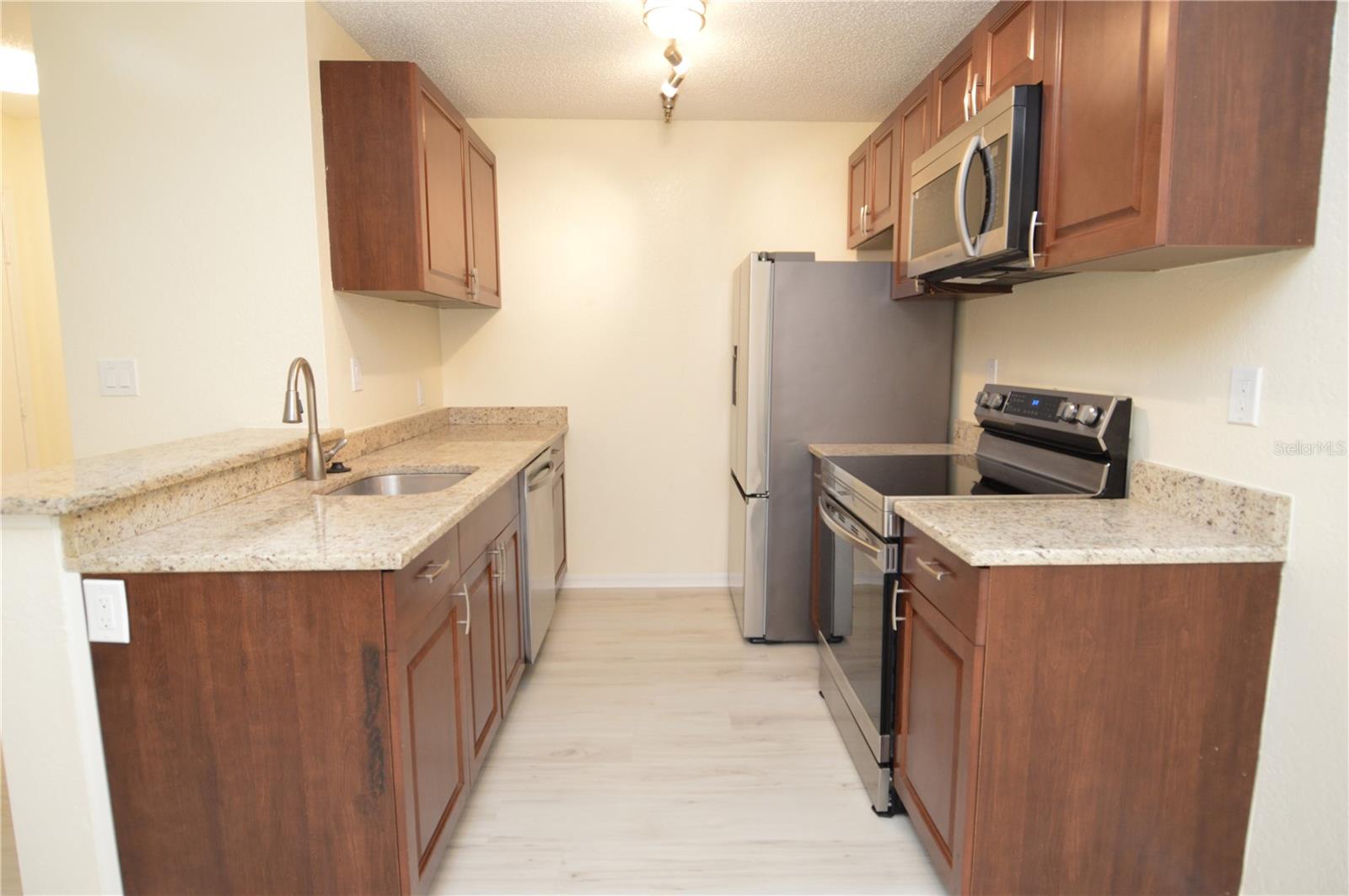 ITOPIA PRIVATE RESIDENCES CONDO - Residential Lease