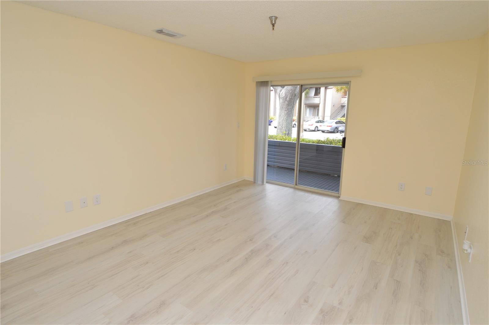 ITOPIA PRIVATE RESIDENCES CONDO - Residential Lease