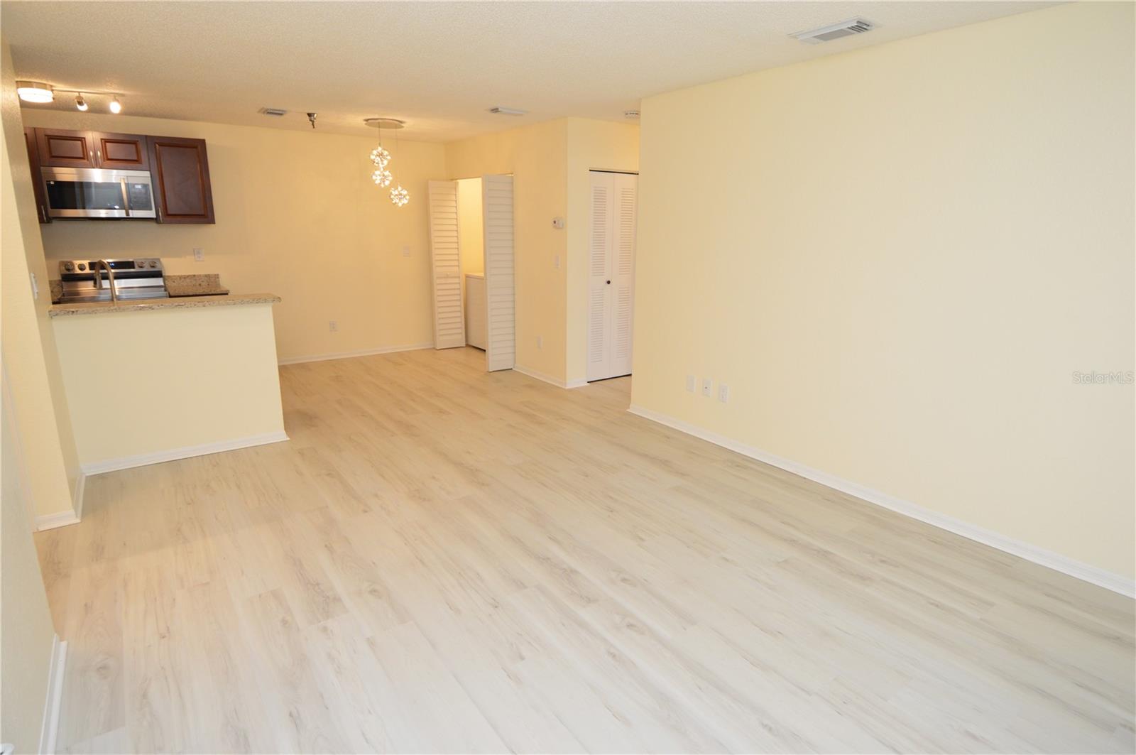 ITOPIA PRIVATE RESIDENCES CONDO - Residential Lease