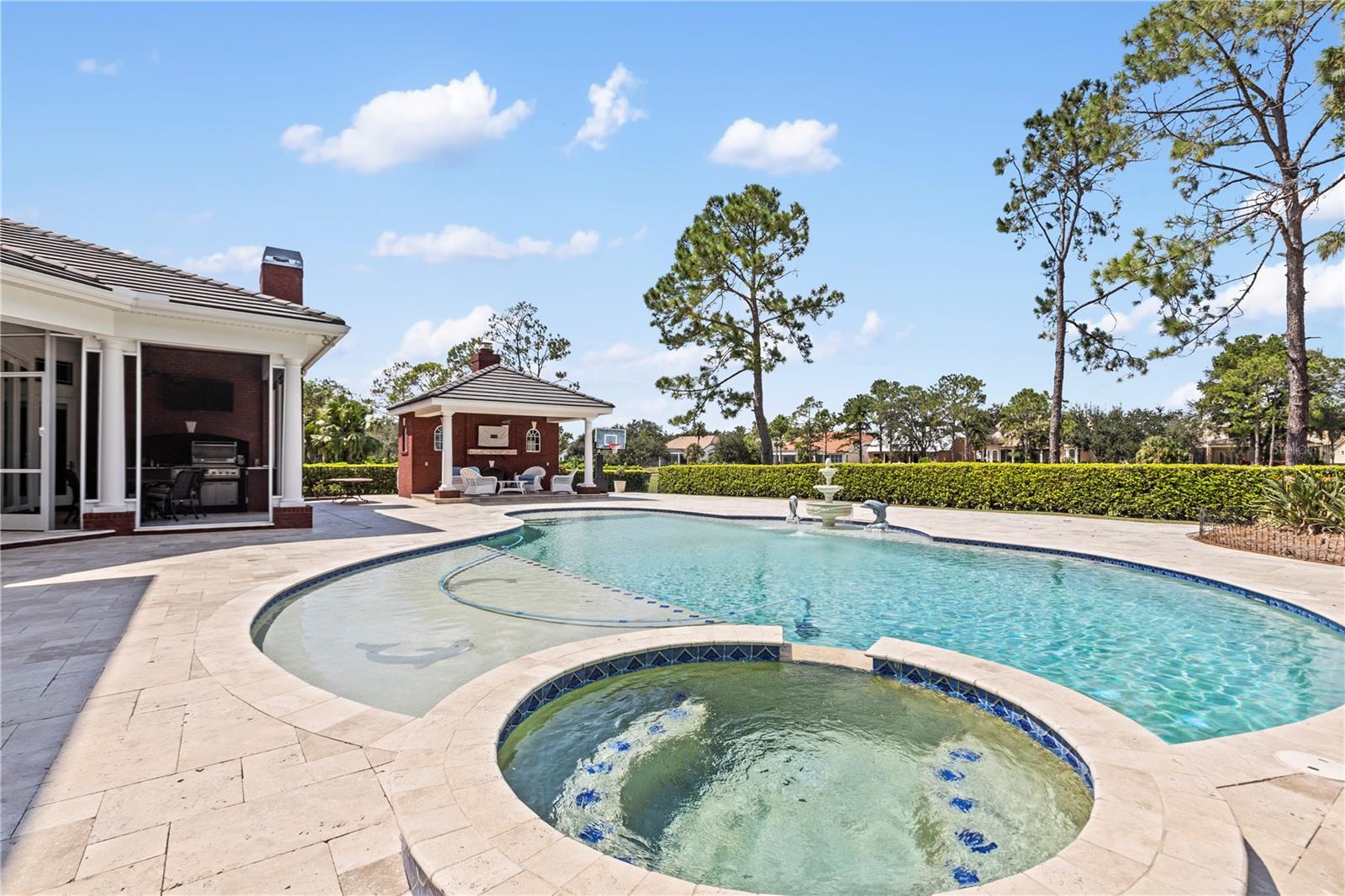 KEENES POINTE - Residential