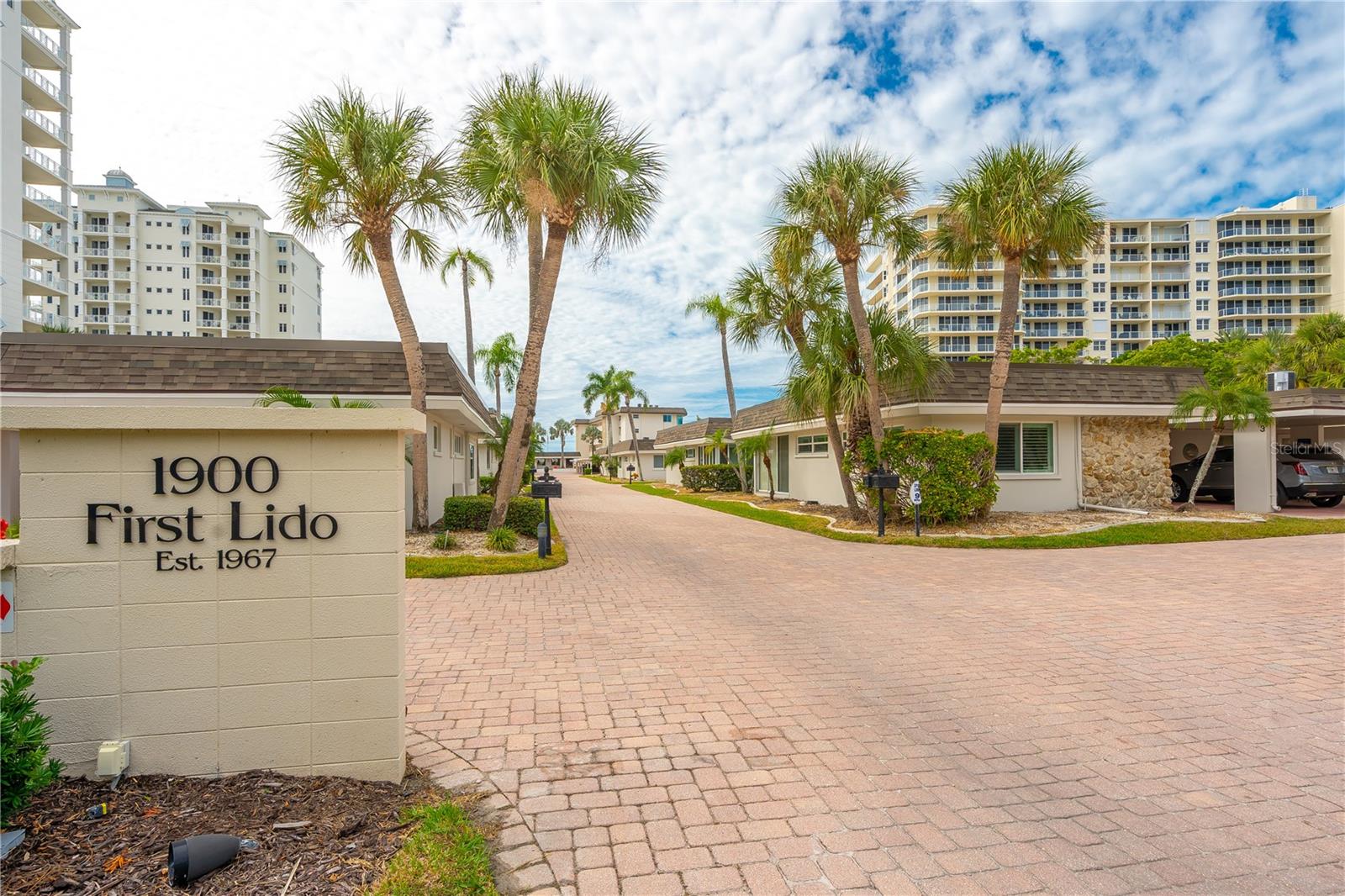 LIDO HARBOUR - Residential