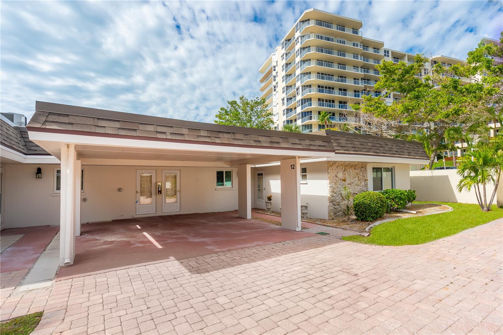 LIDO HARBOUR - Residential