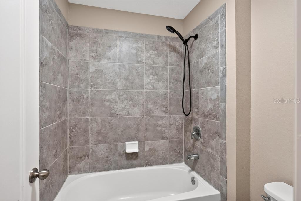 THORNBROOKE PH 5 - Residential