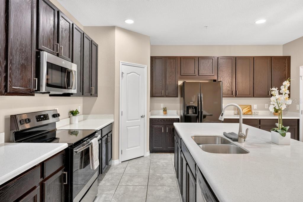THORNBROOKE PH 5 - Residential
