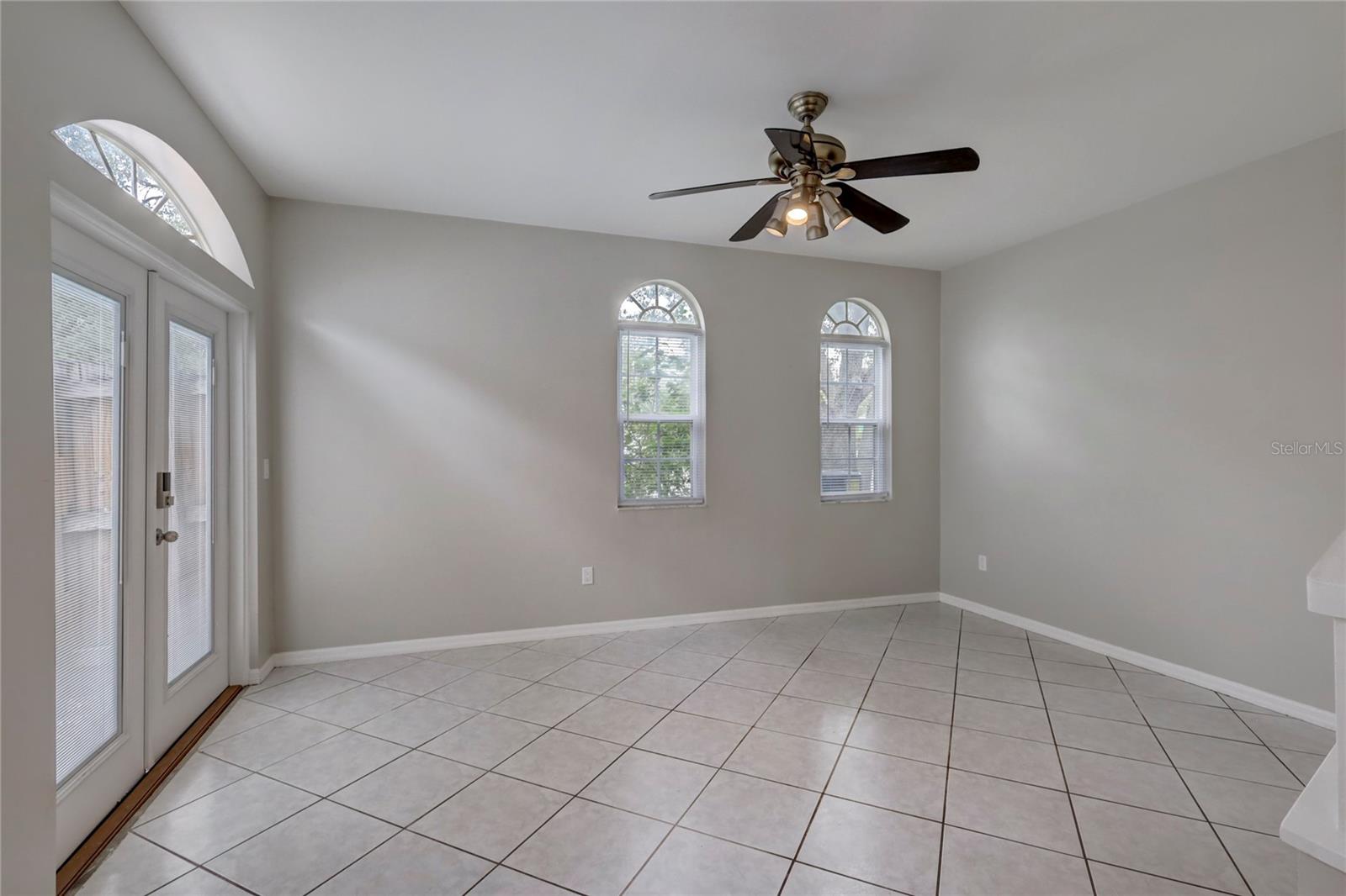 INTERBAY OAKS A CONDO - Residential