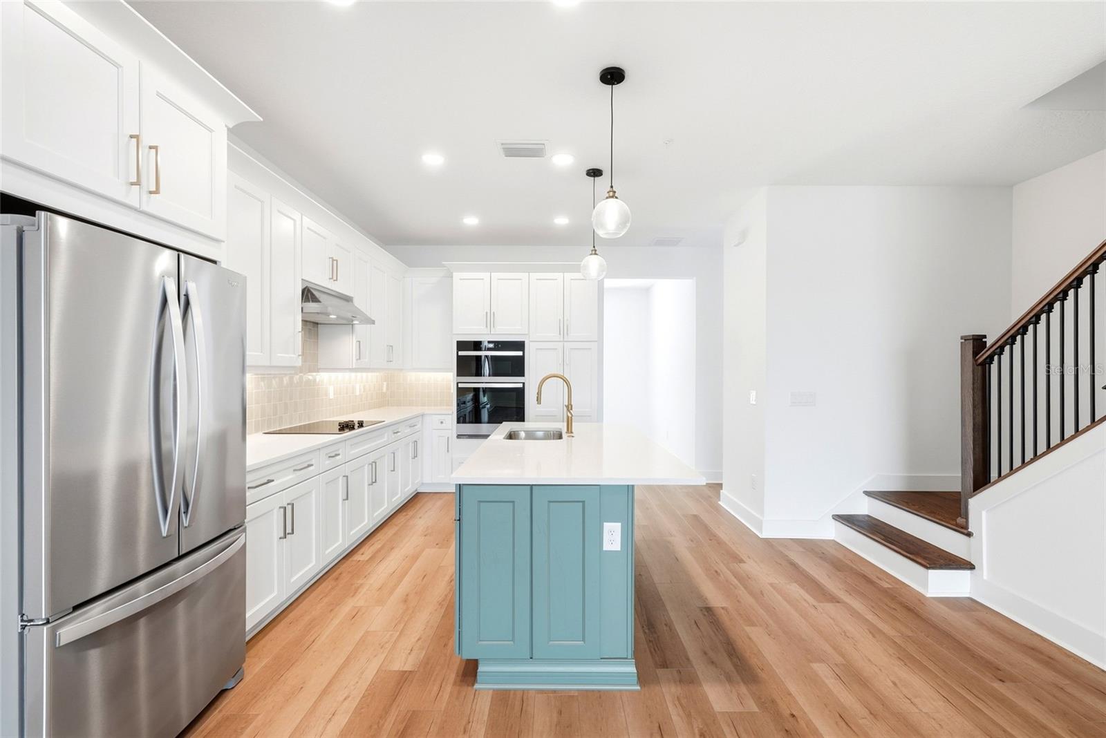 TOWNHOMES OF SEMINOLE ISLE - Residential