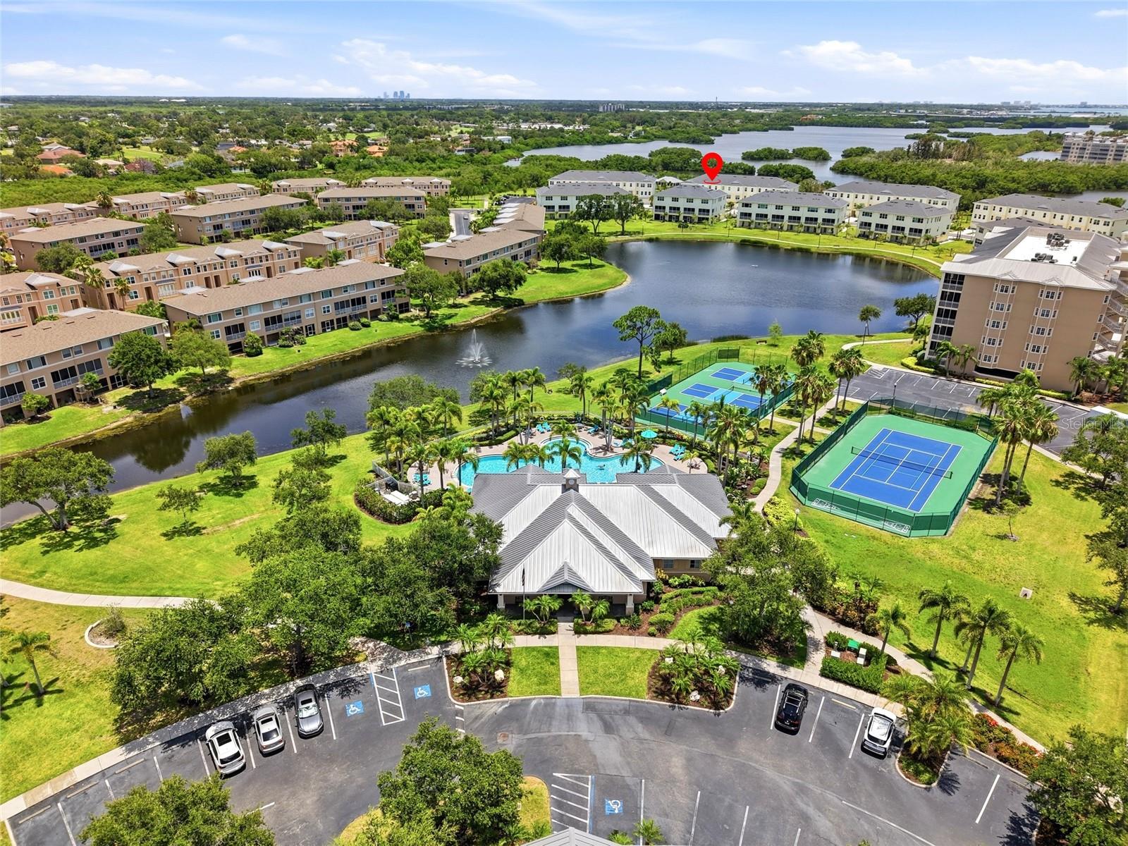 TOWNHOMES OF SEMINOLE ISLE - Residential