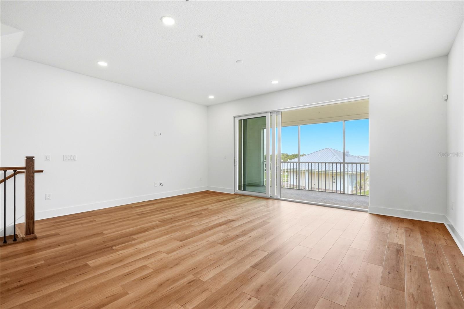 TOWNHOMES OF SEMINOLE ISLE - Residential