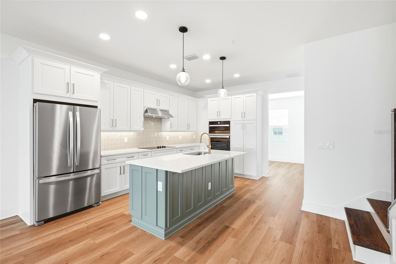 TOWNHOMES OF SEMINOLE ISLE - Residential