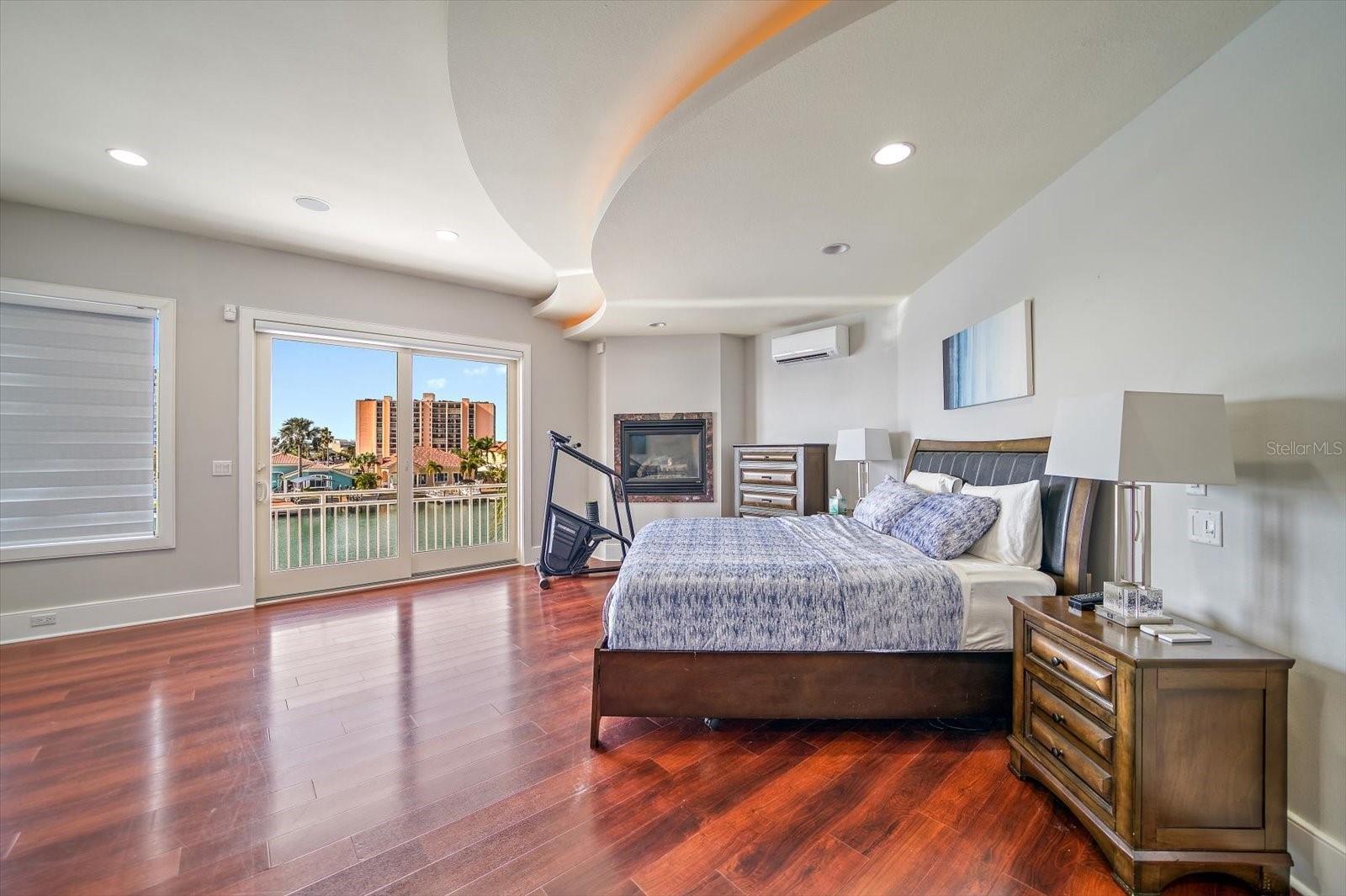 ISLAND ESTATES OF CLEARWATER - Residential