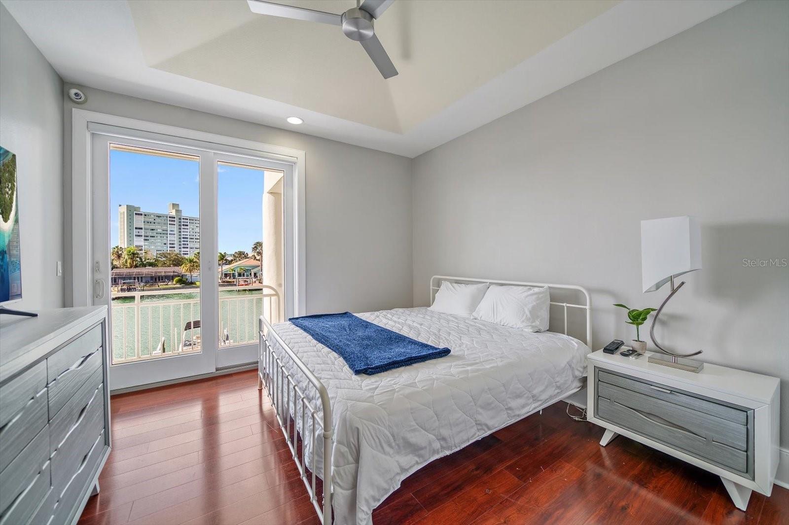ISLAND ESTATES OF CLEARWATER - Residential