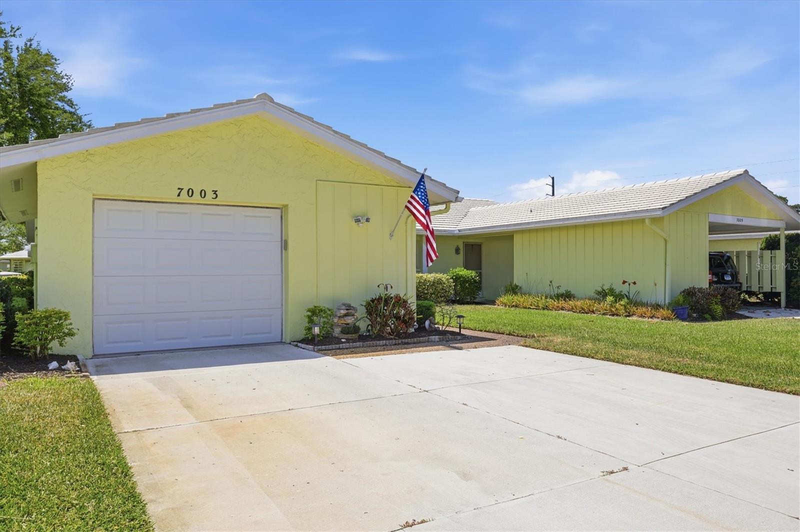 VILLAGE GREEN OF BRADENTON SEC 4 - Residential