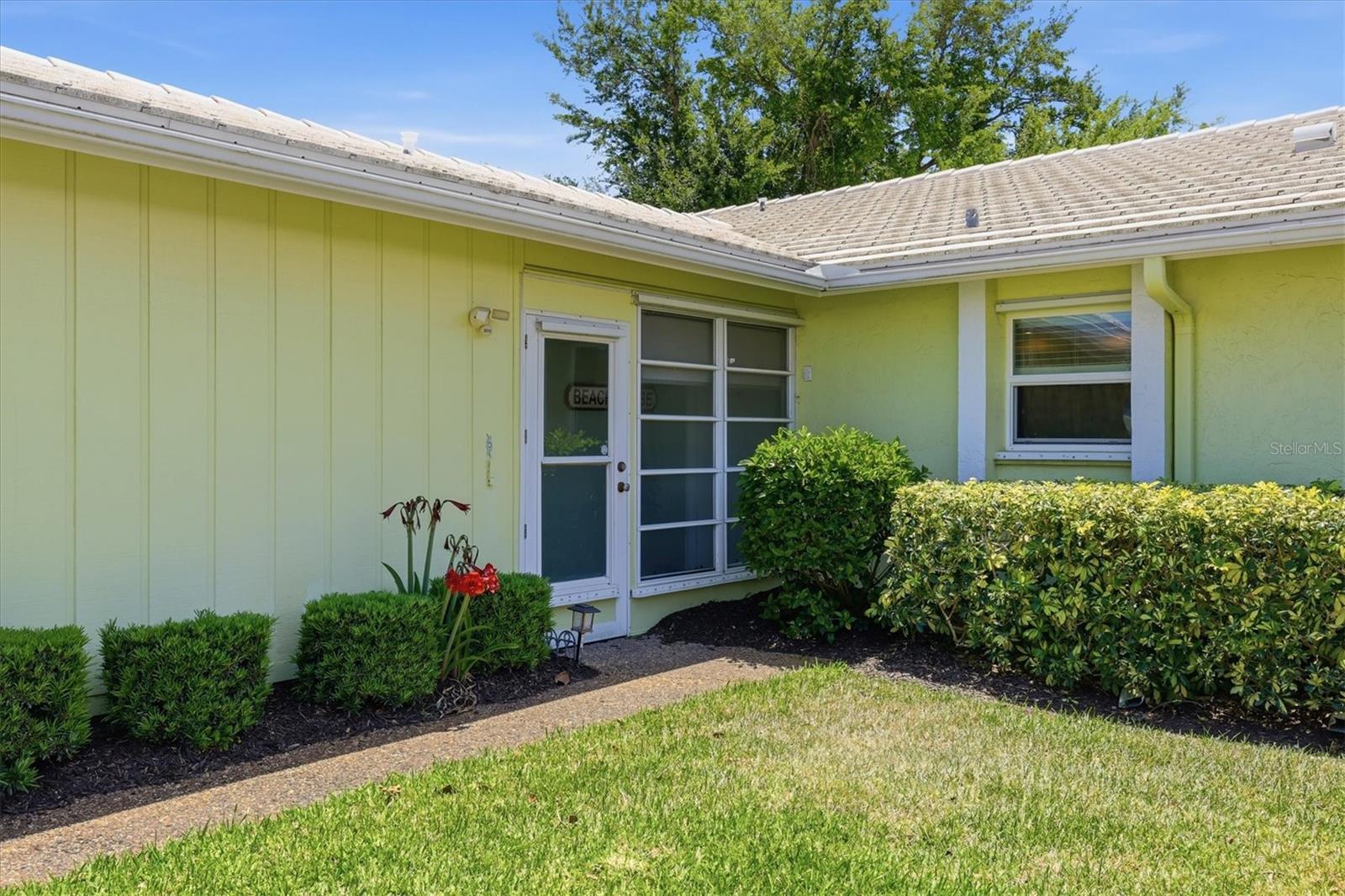 VILLAGE GREEN OF BRADENTON SEC 4 - Residential