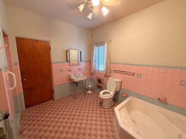 LAKE WALES RESUB - Residential