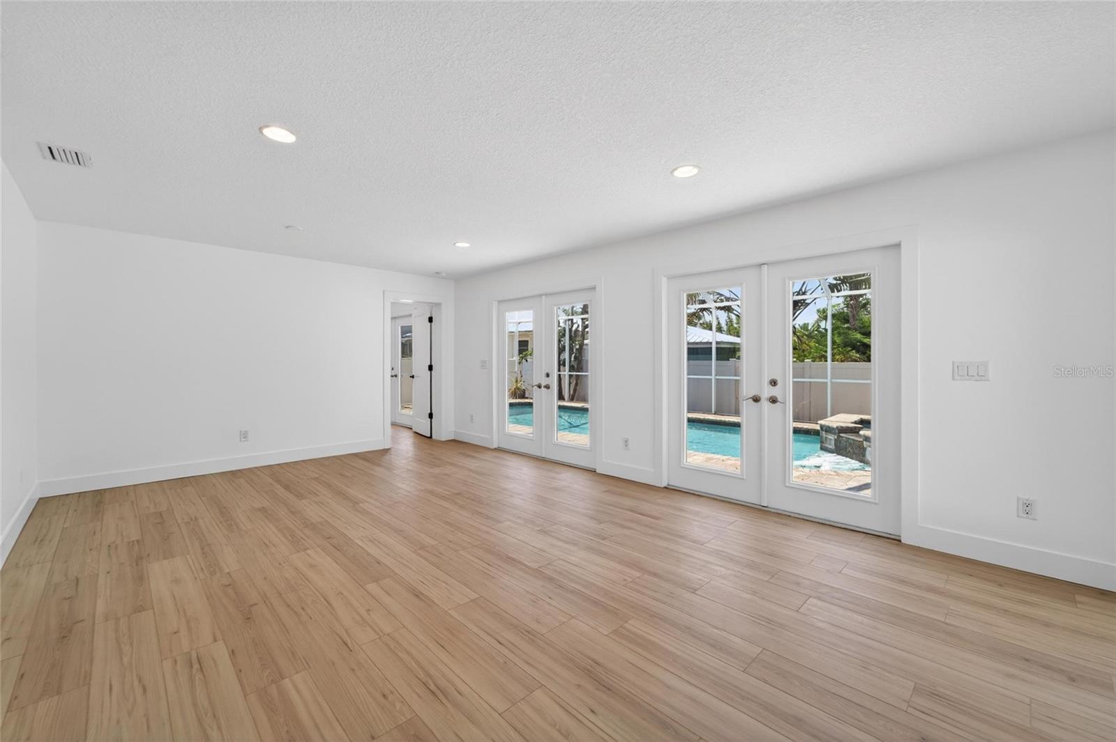 BAYWOOD SUB - Residential