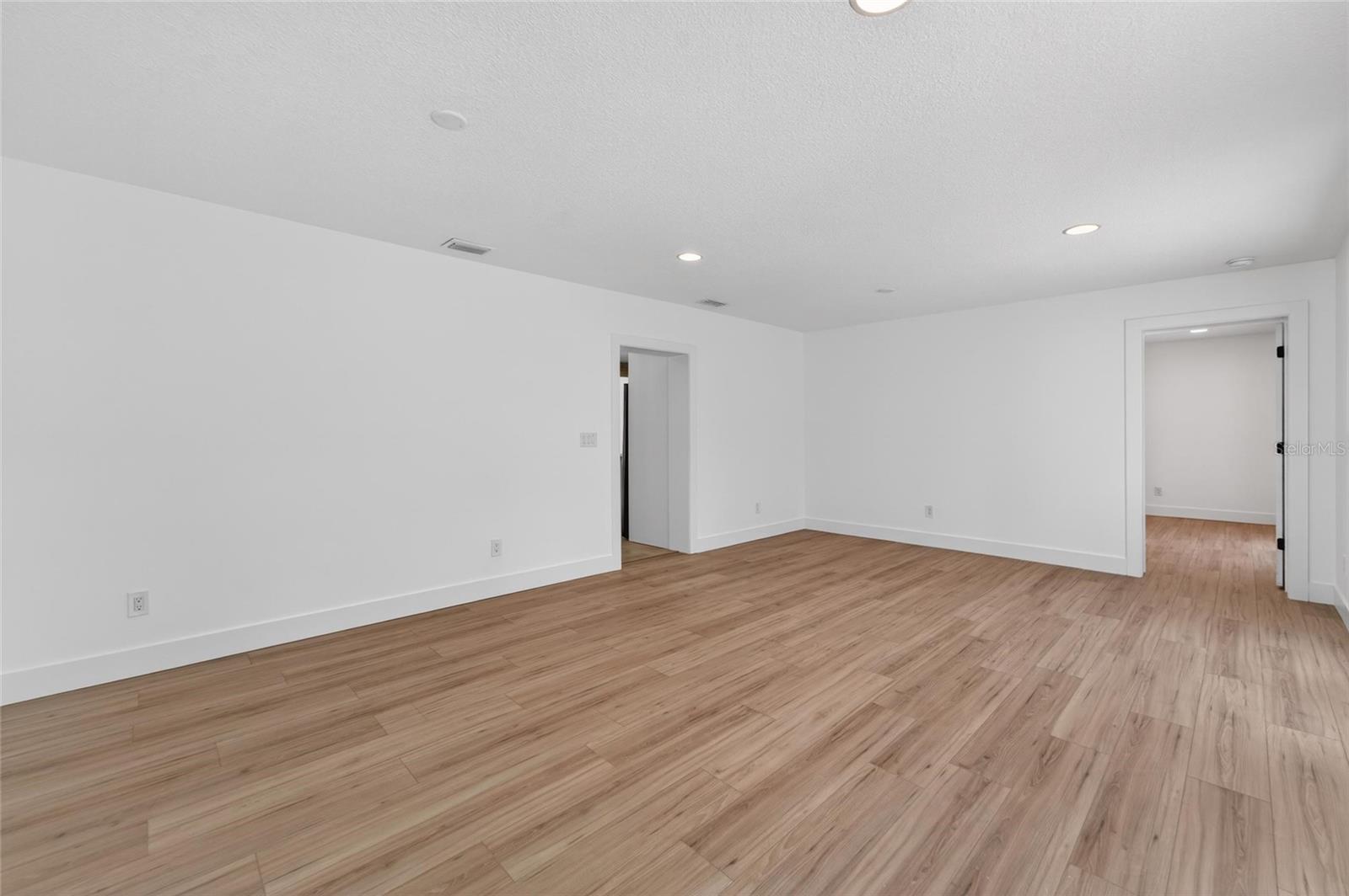 BAYWOOD SUB - Residential