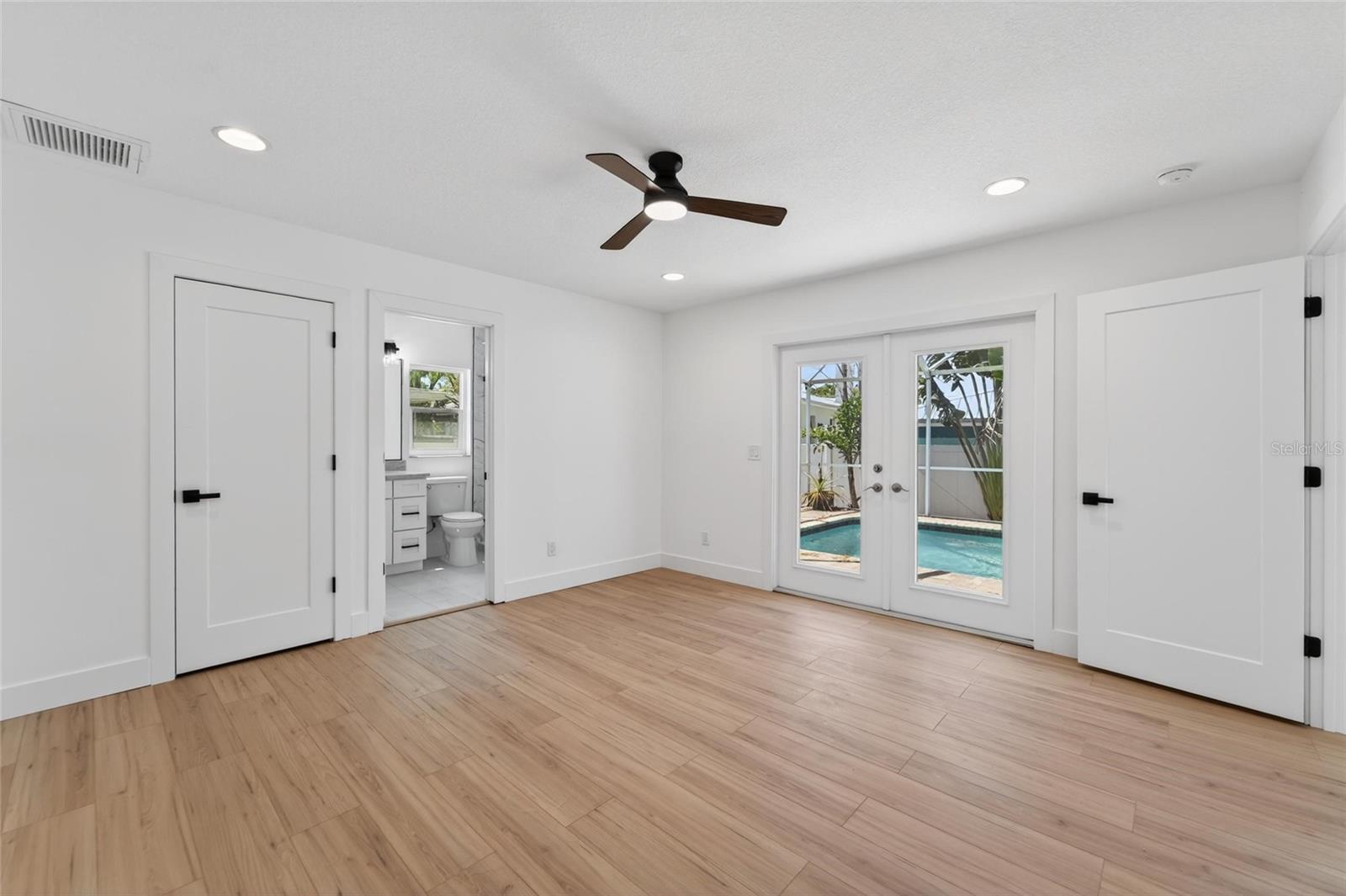 BAYWOOD SUB - Residential