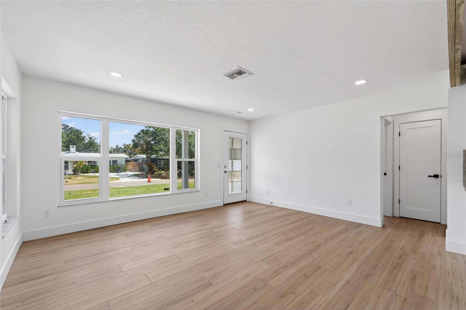 BAYWOOD SUB - Residential