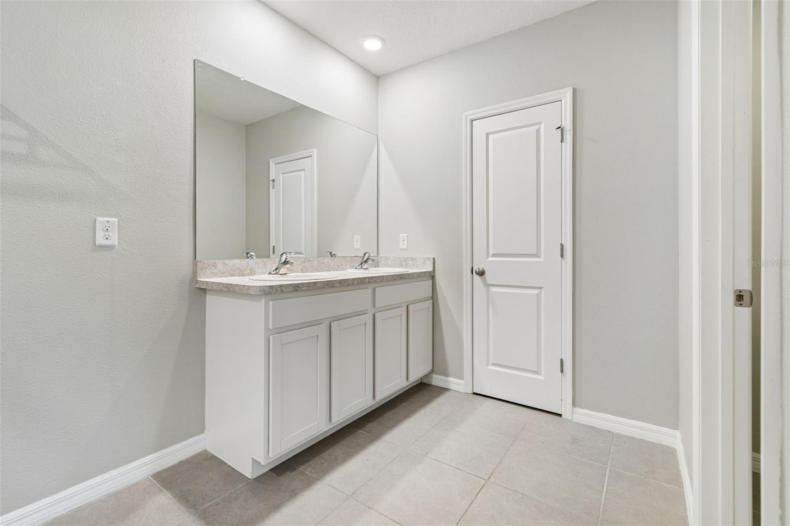 FOREST BROOKE PH 3B - Residential