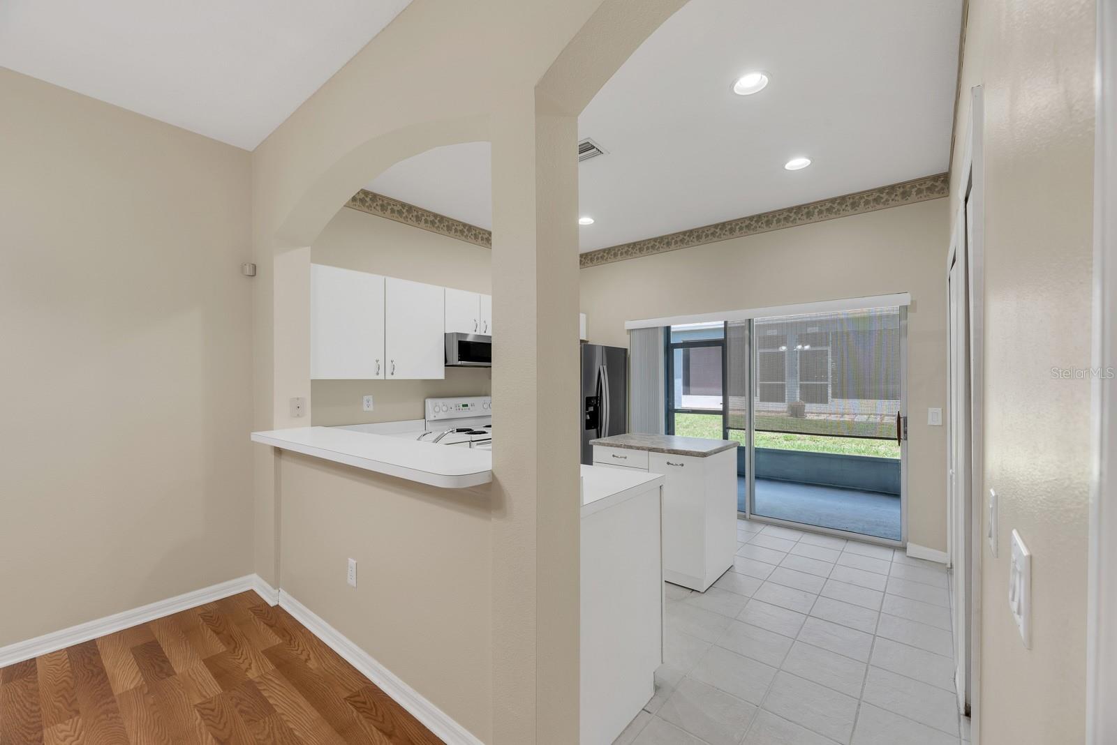 KINGS LAKE TWNHMS - Residential Lease