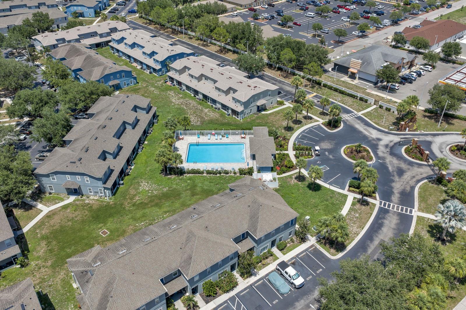 KINGS LAKE TWNHMS - Residential Lease