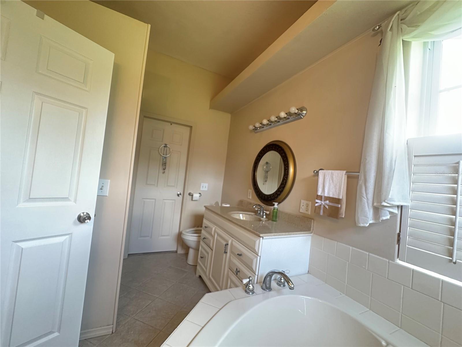 TORREY OAKS GOLF COURSE - Residential