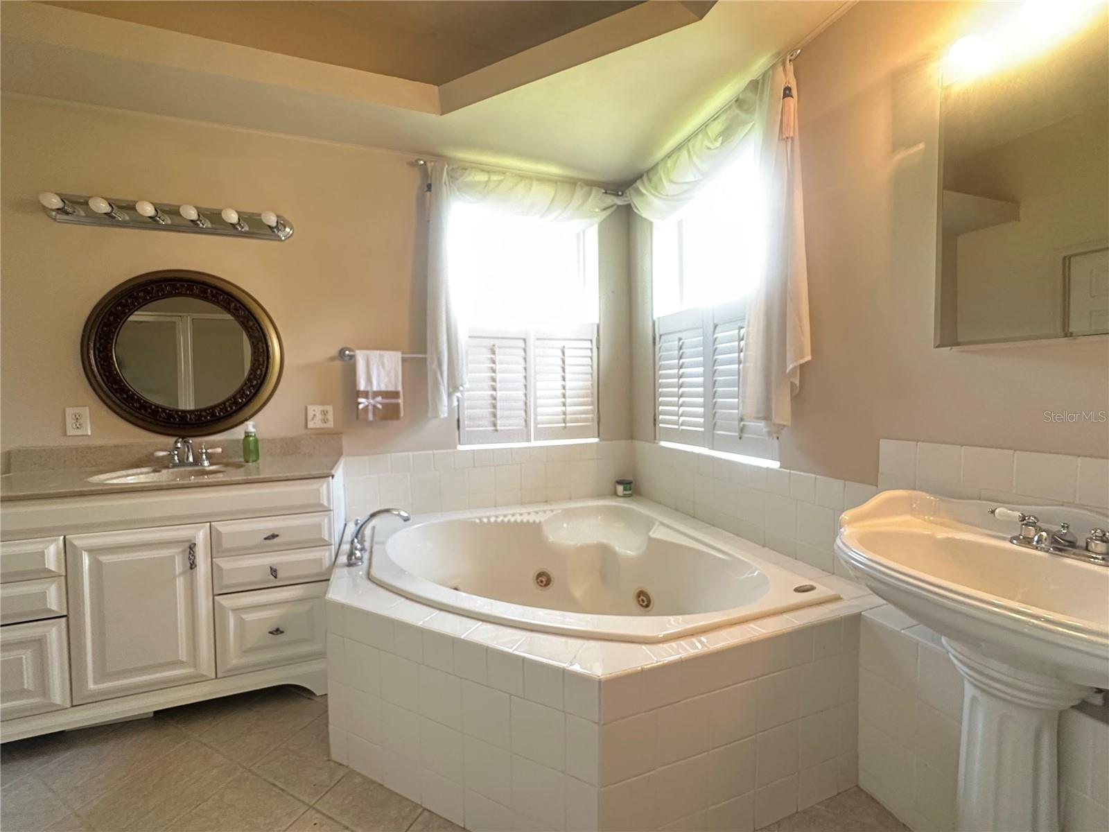 TORREY OAKS GOLF COURSE - Residential