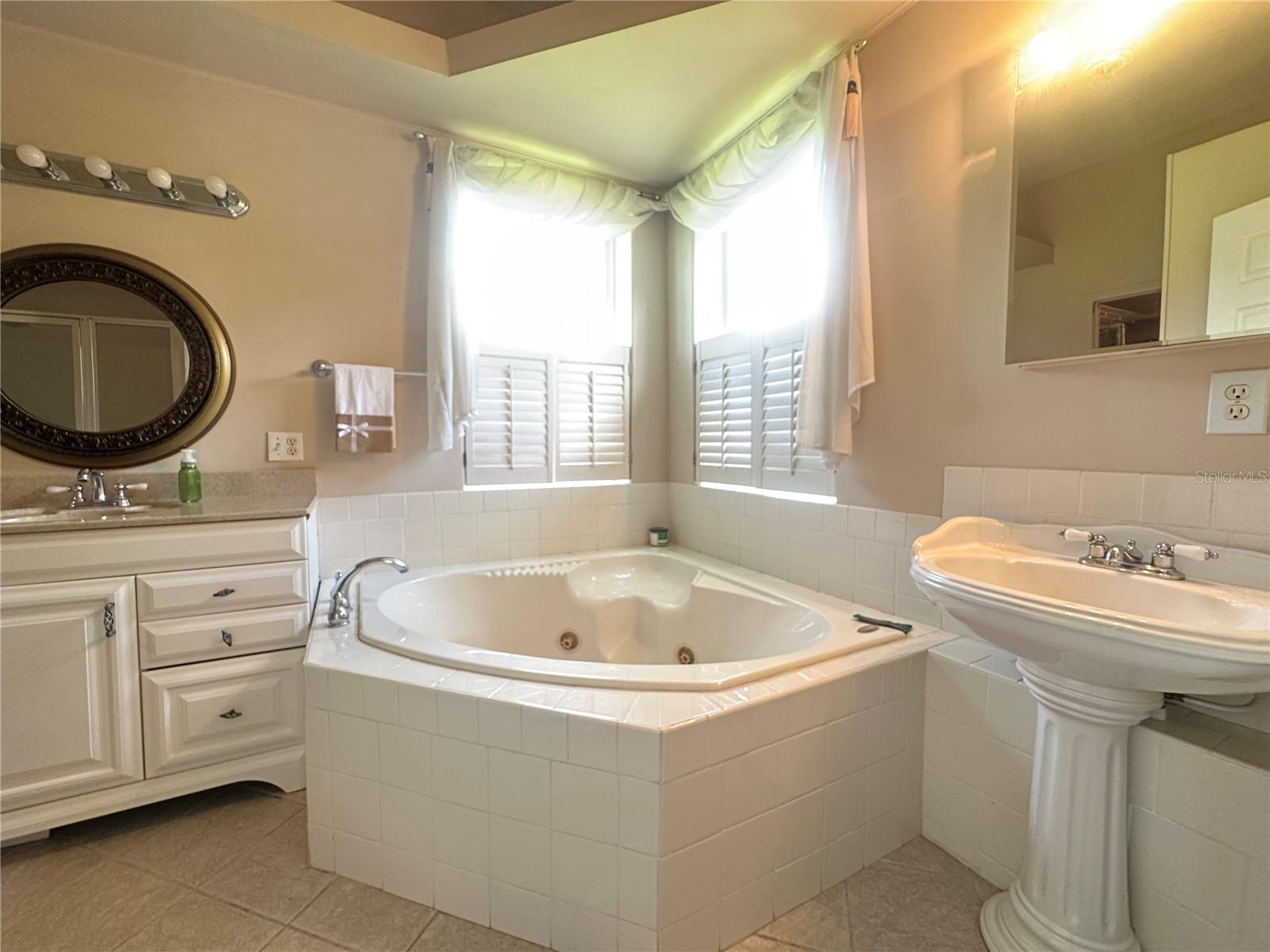 TORREY OAKS GOLF COURSE - Residential