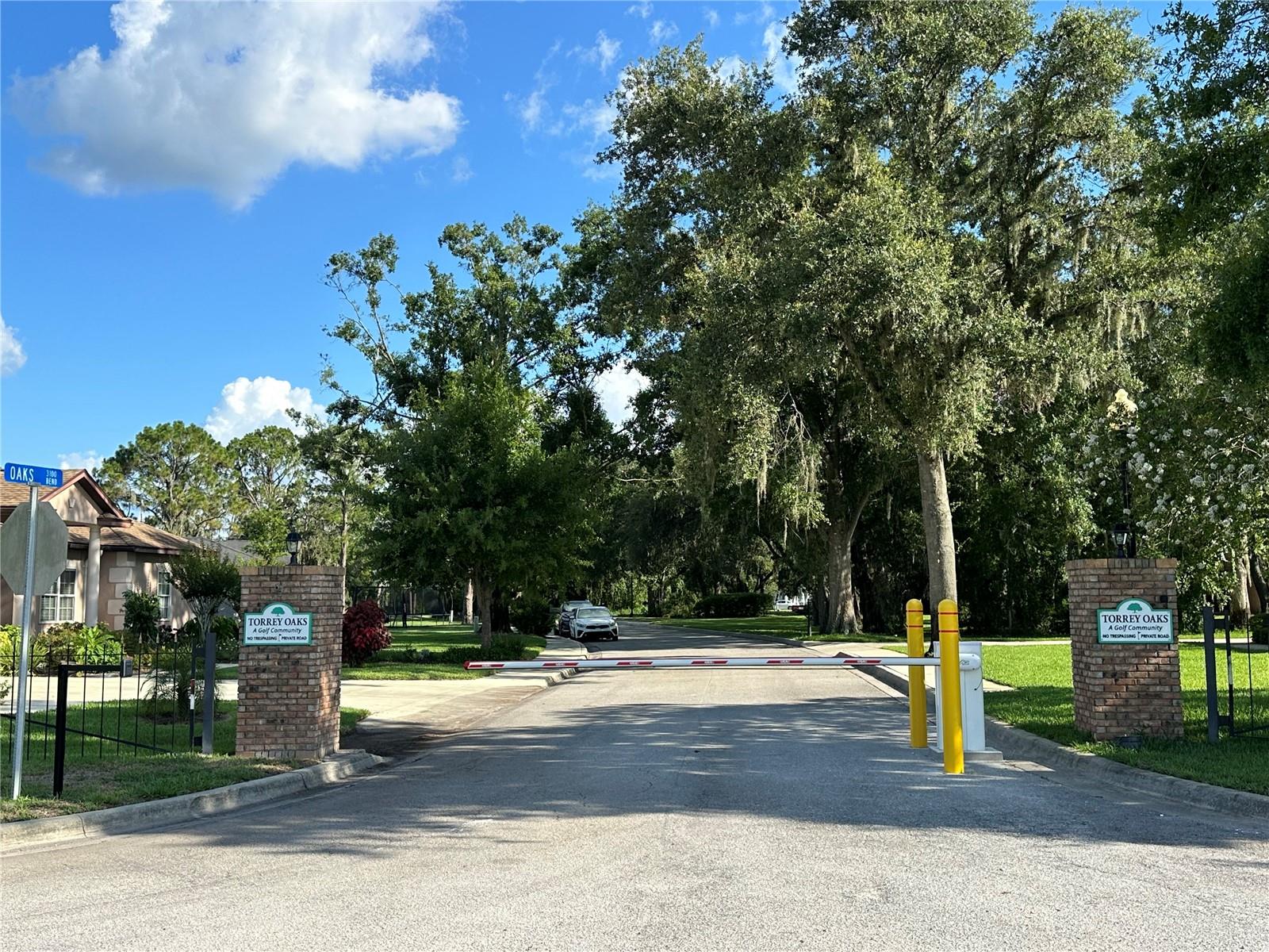 TORREY OAKS GOLF COURSE - Residential