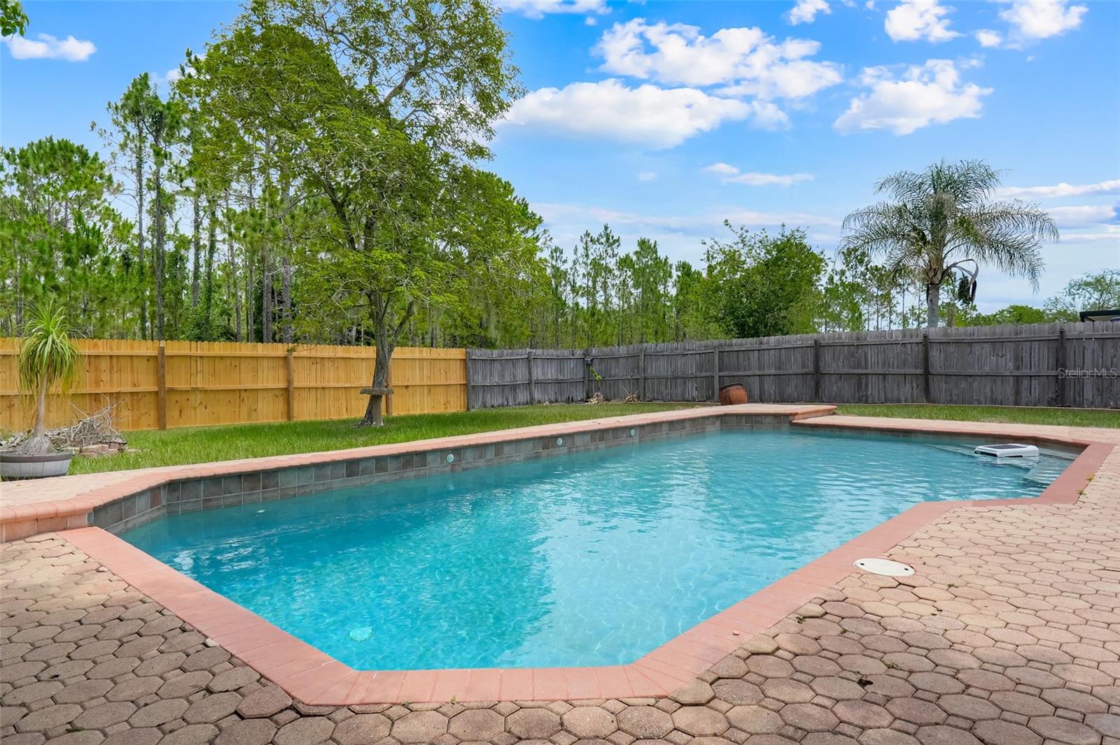 LAKE CATHERINE SHORES - Residential