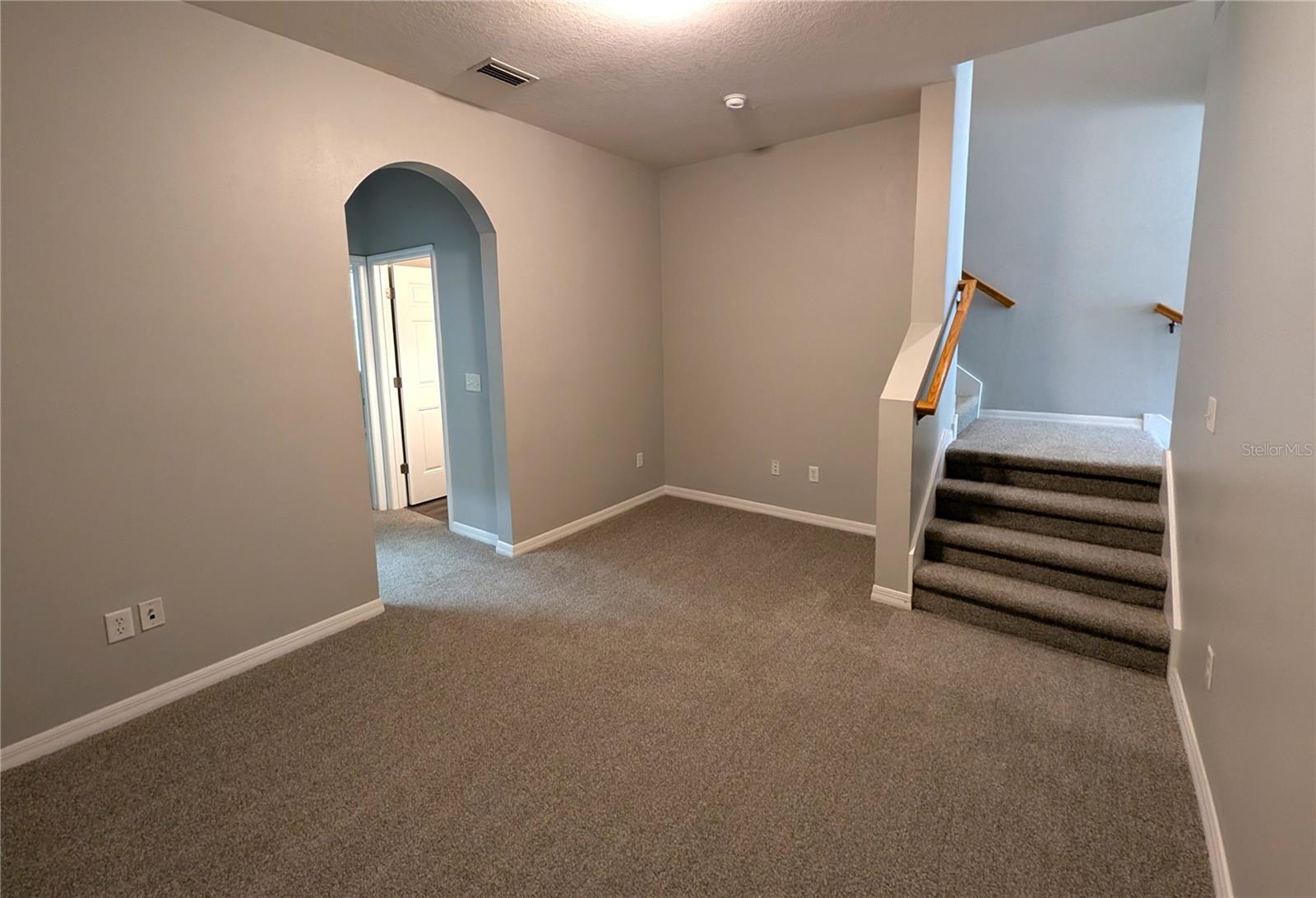 KINGSPORT TWNHMS - Residential