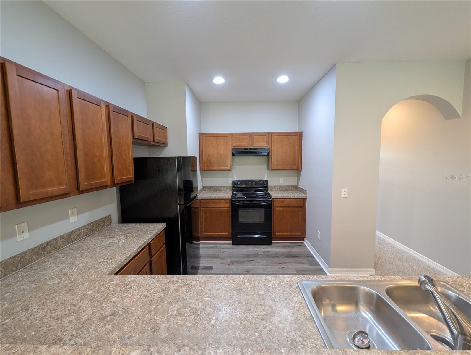 KINGSPORT TWNHMS - Residential