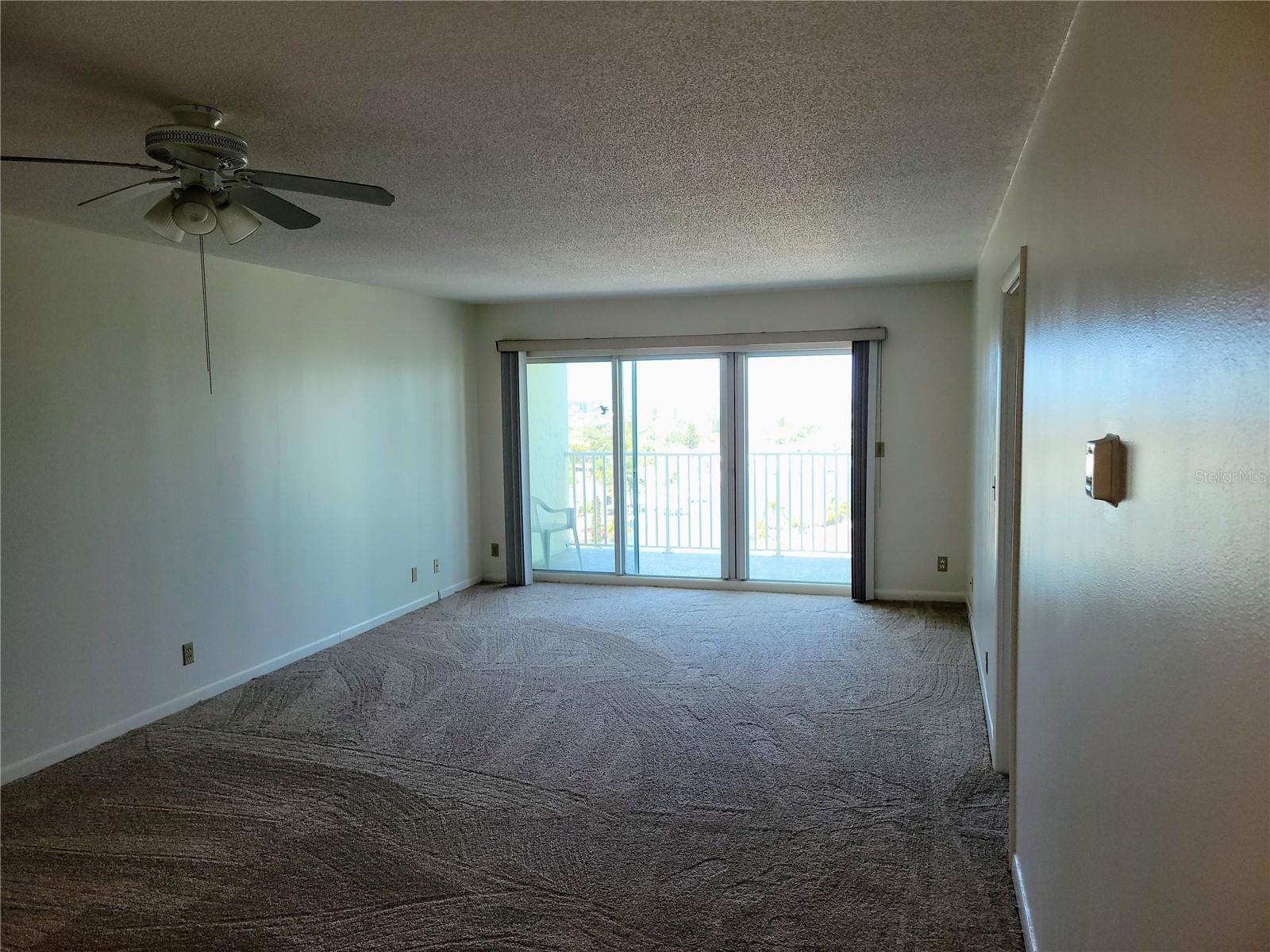 THREE PALMS POINTE CONDO - Residential Lease