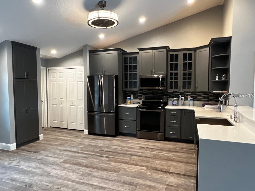 HUNTERS CREEK TR 240 PH 02 - Residential