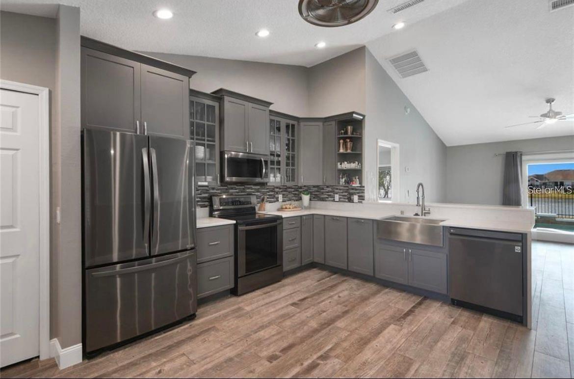 HUNTERS CREEK TR 240 PH 02 - Residential