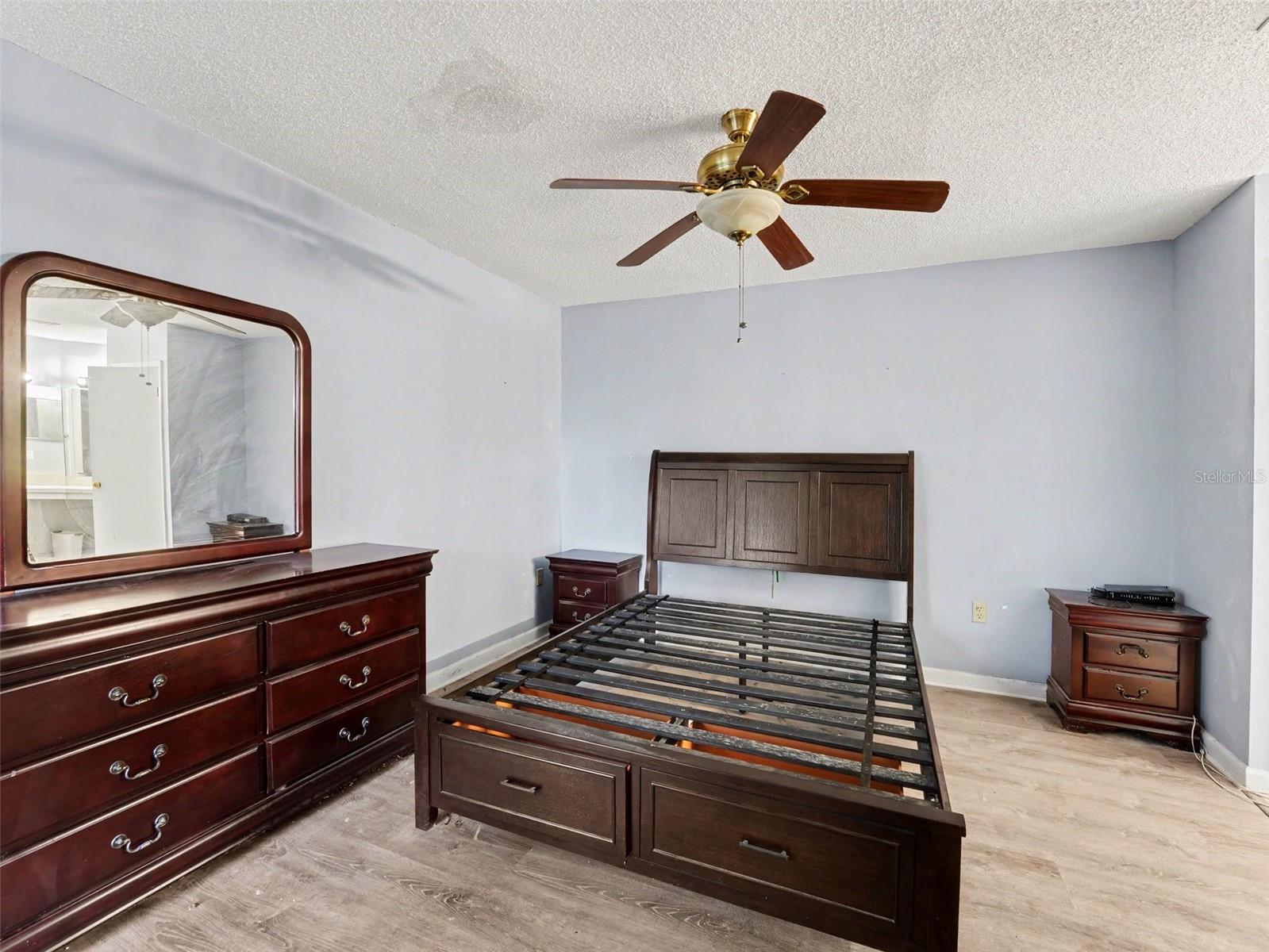 GRAND PALMS CONDOMINIUM - Residential