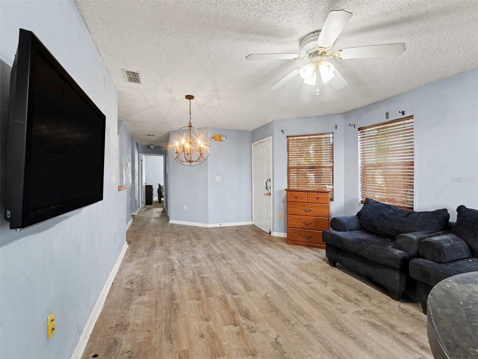 GRAND PALMS CONDOMINIUM - Residential