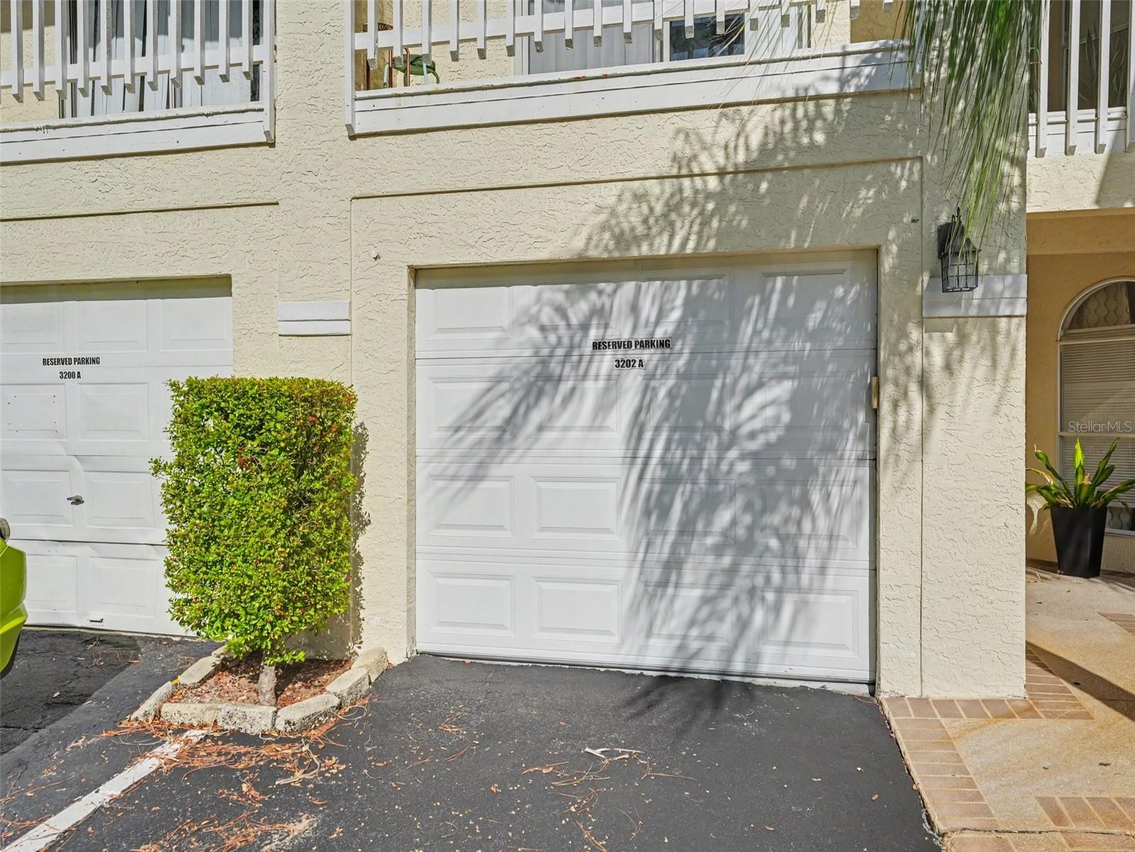 GRAND PALMS CONDOMINIUM - Residential