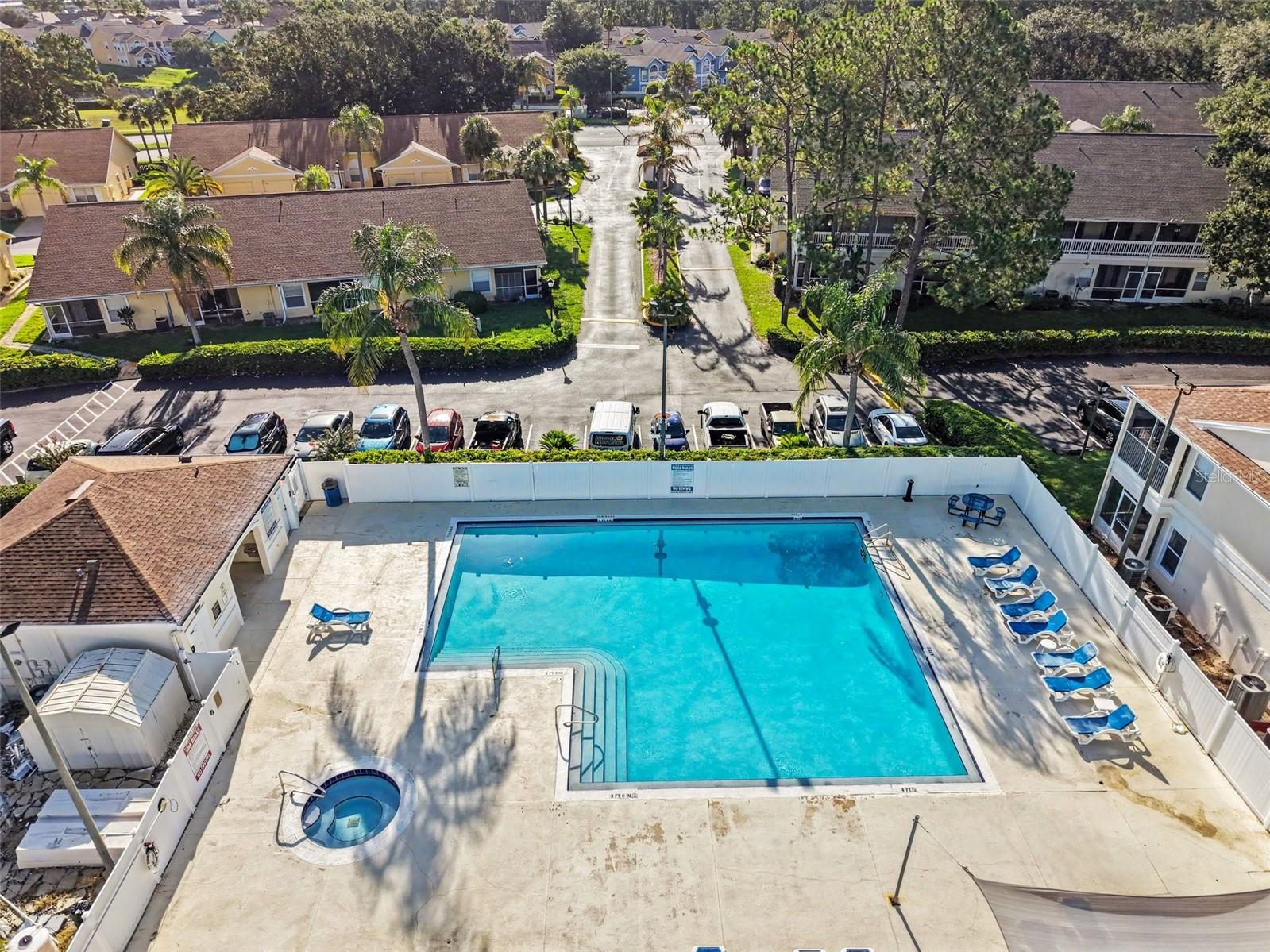 GRAND PALMS CONDOMINIUM - Residential