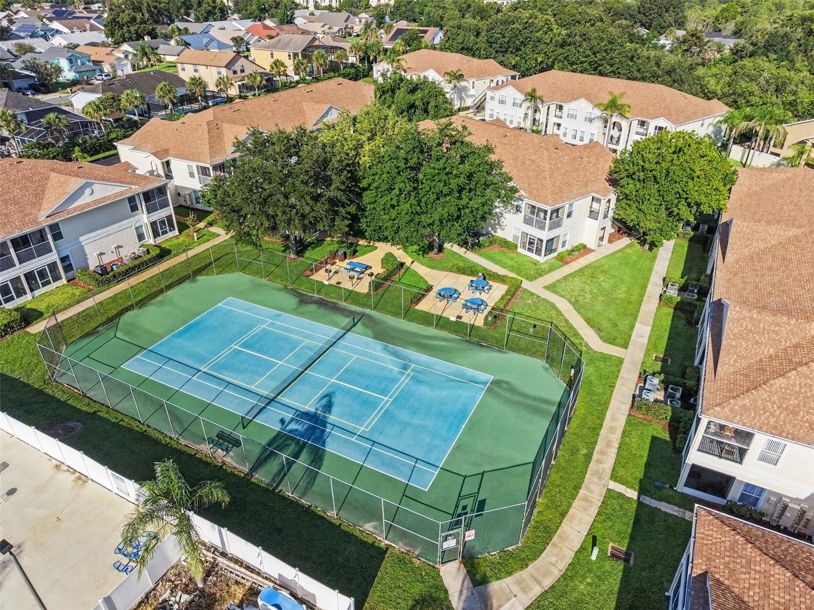 GRAND PALMS CONDOMINIUM - Residential