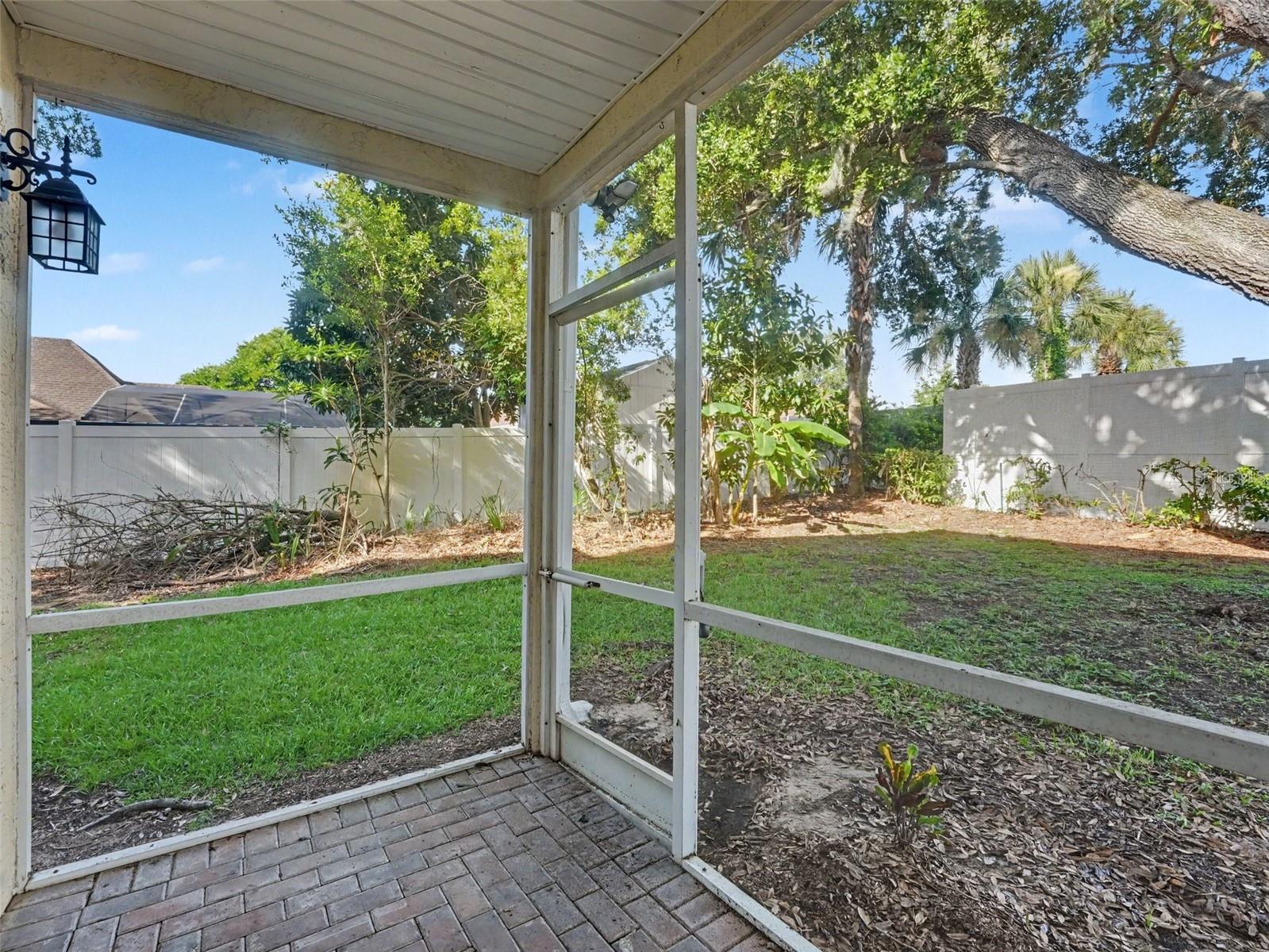 GRAND PALMS CONDOMINIUM - Residential
