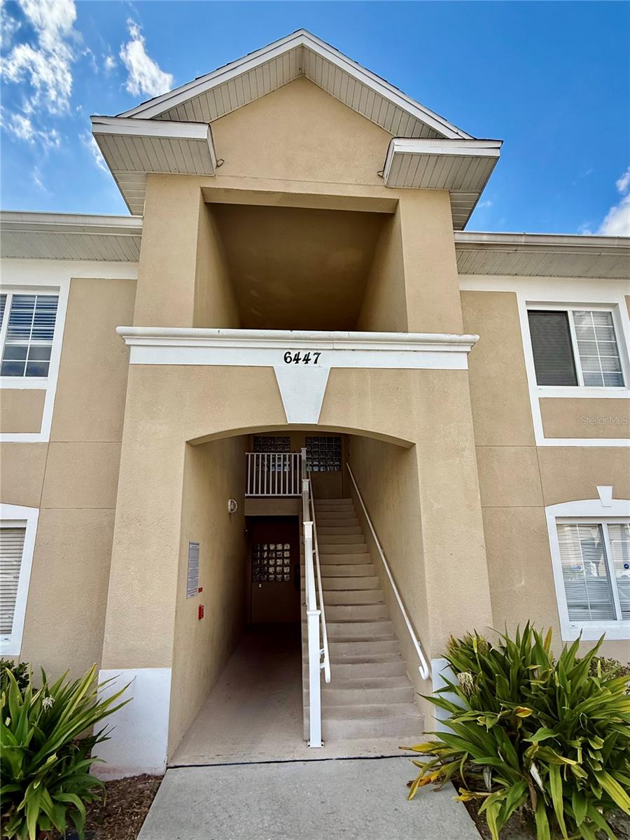 Stylish Florida living in this spacious 3-Bedroom, 2-Bath Condo with many Modern Upgrades throughout! Wide open Living Room, Dining Room with plenty of room to spread out, accommodating larger style furniture. Enjoy your morning coffee on the nice size screen Lanai overlooking a private wooded view of lush trees. Beautiful open-concept kitchen with deep sinks and gorgeous Brushed Gold Stylish Faucets in Kitchen and Bathrooms! Primary Bedroom features spacious en-suite and dual closets. Ceramic Tile flooring in wet areas with wood laminate flooring throughout. Conveniently located near shopping, dining and a movie theatre just around the corner, along with quick access to major highways including Interstate 75, Expressway and I-4. This gorgeous Condo blends convenience, comfort, style, and location for the perfect Florida Lifestyle. Call for a private showing today! Priced to sell!!