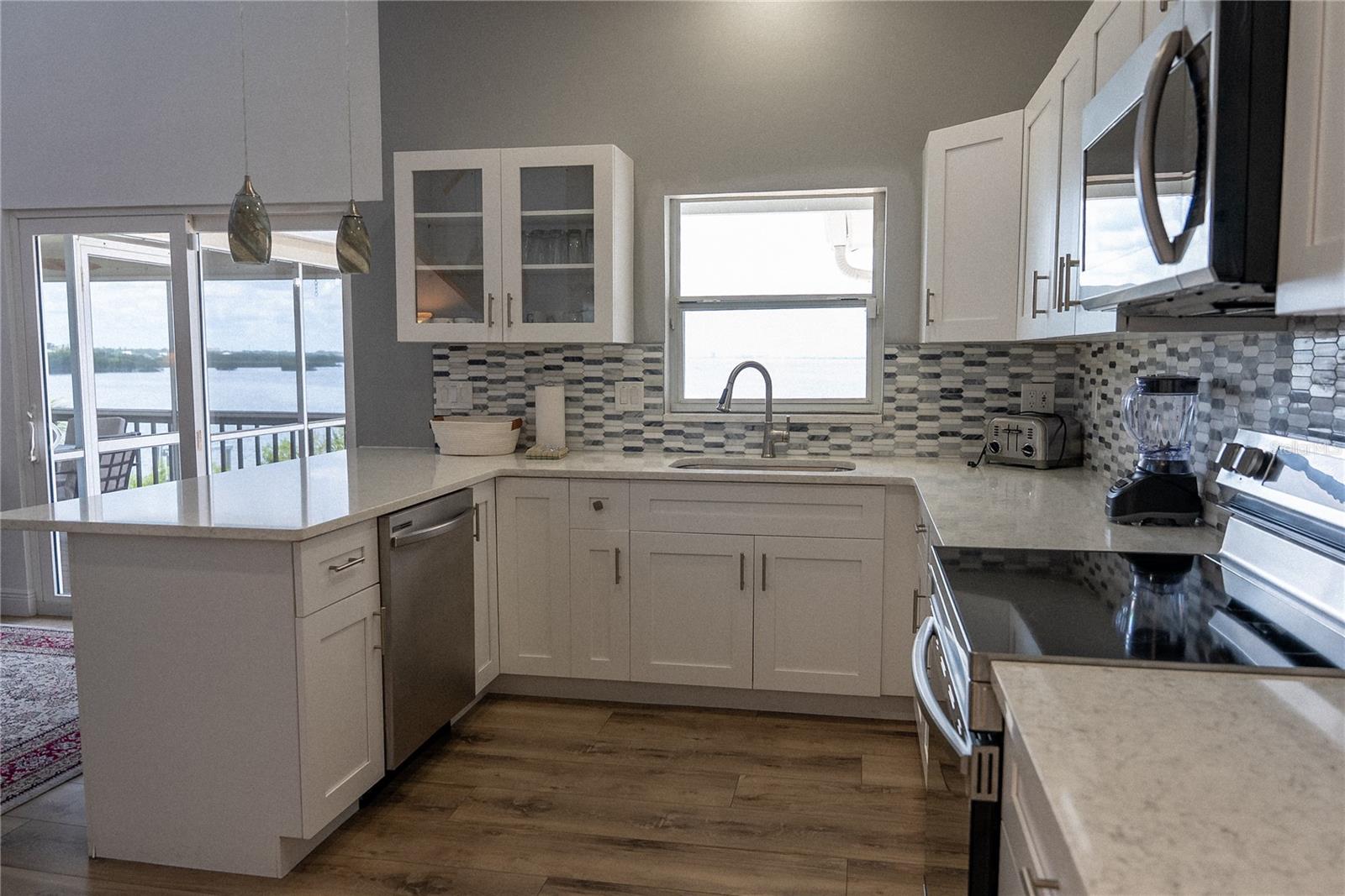 TREETOPS BAY CONDO - Residential Lease