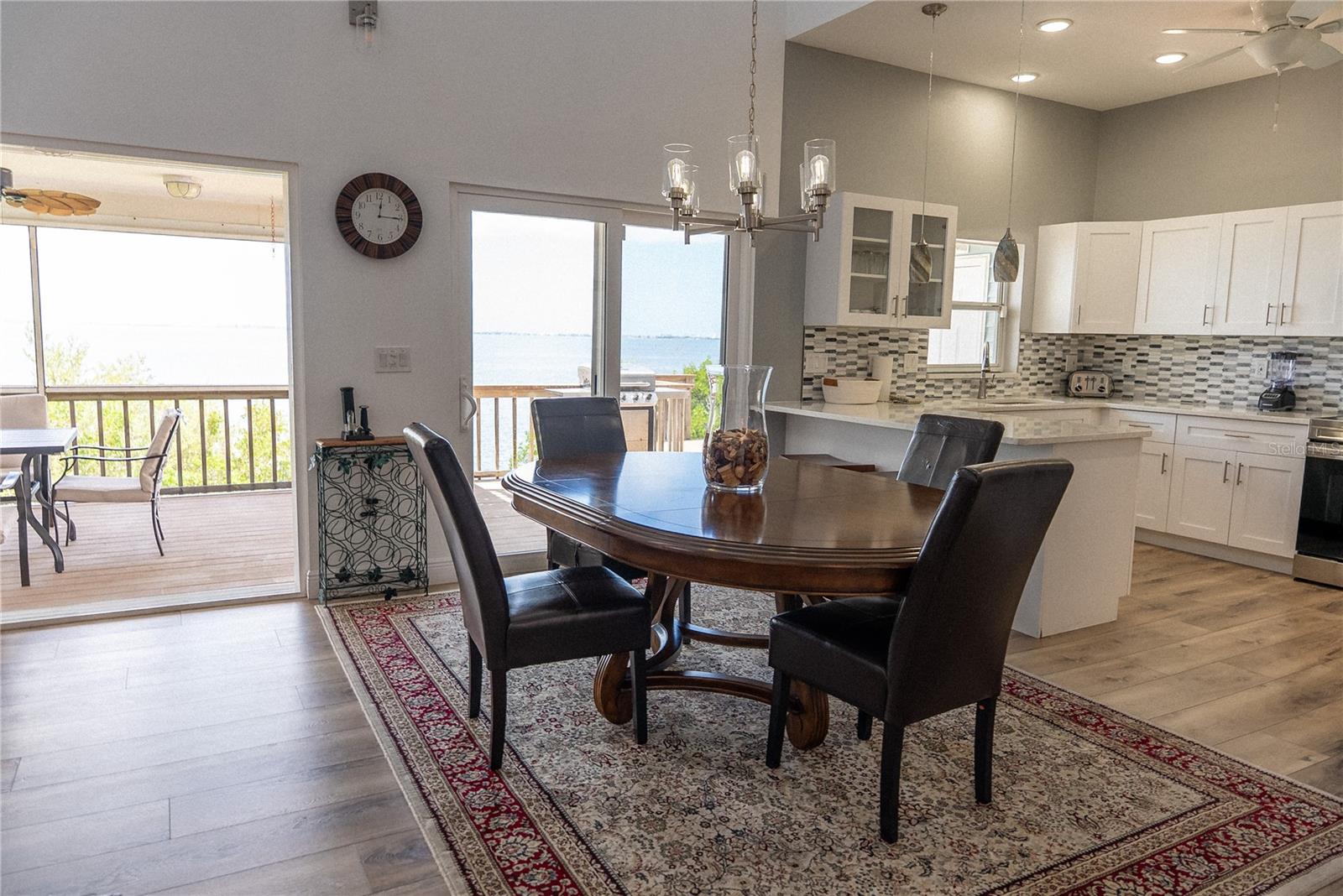 TREETOPS BAY CONDO - Residential Lease