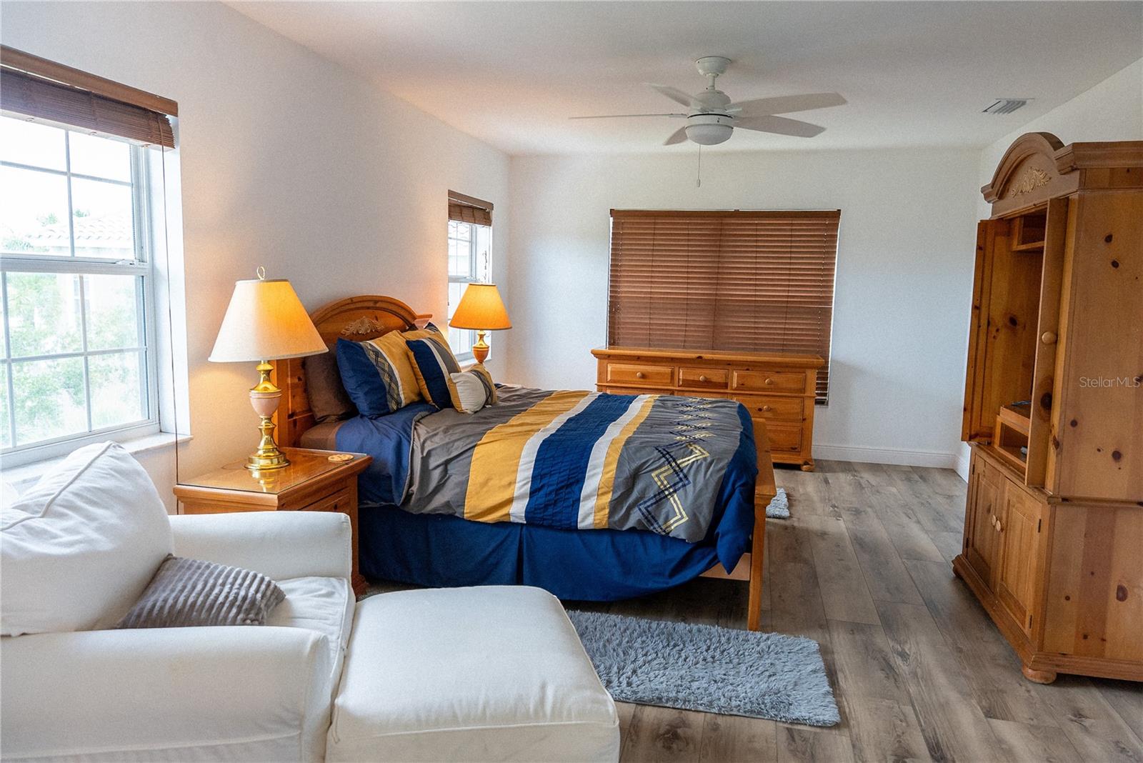 TREETOPS BAY CONDO - Residential Lease