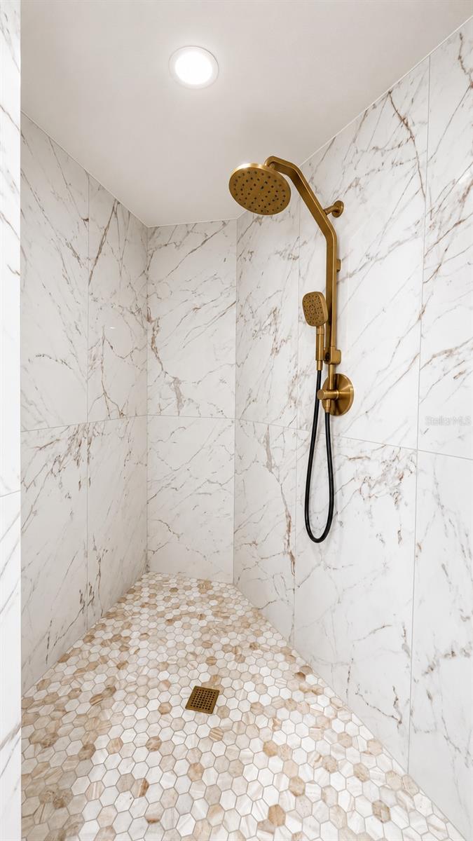 MANDALAY BEACH CLUB CONDO - Residential