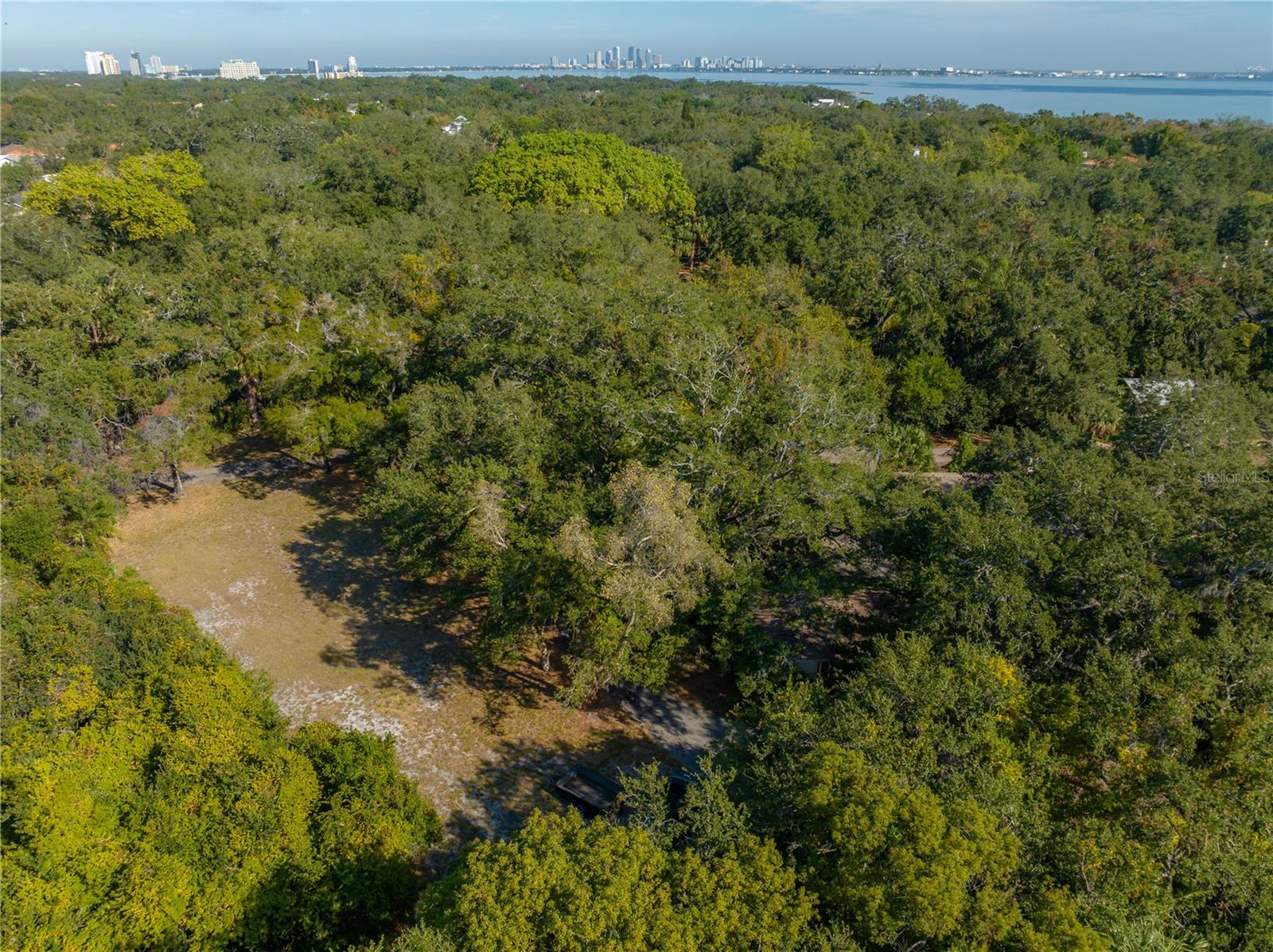 SHELL POINT - Land