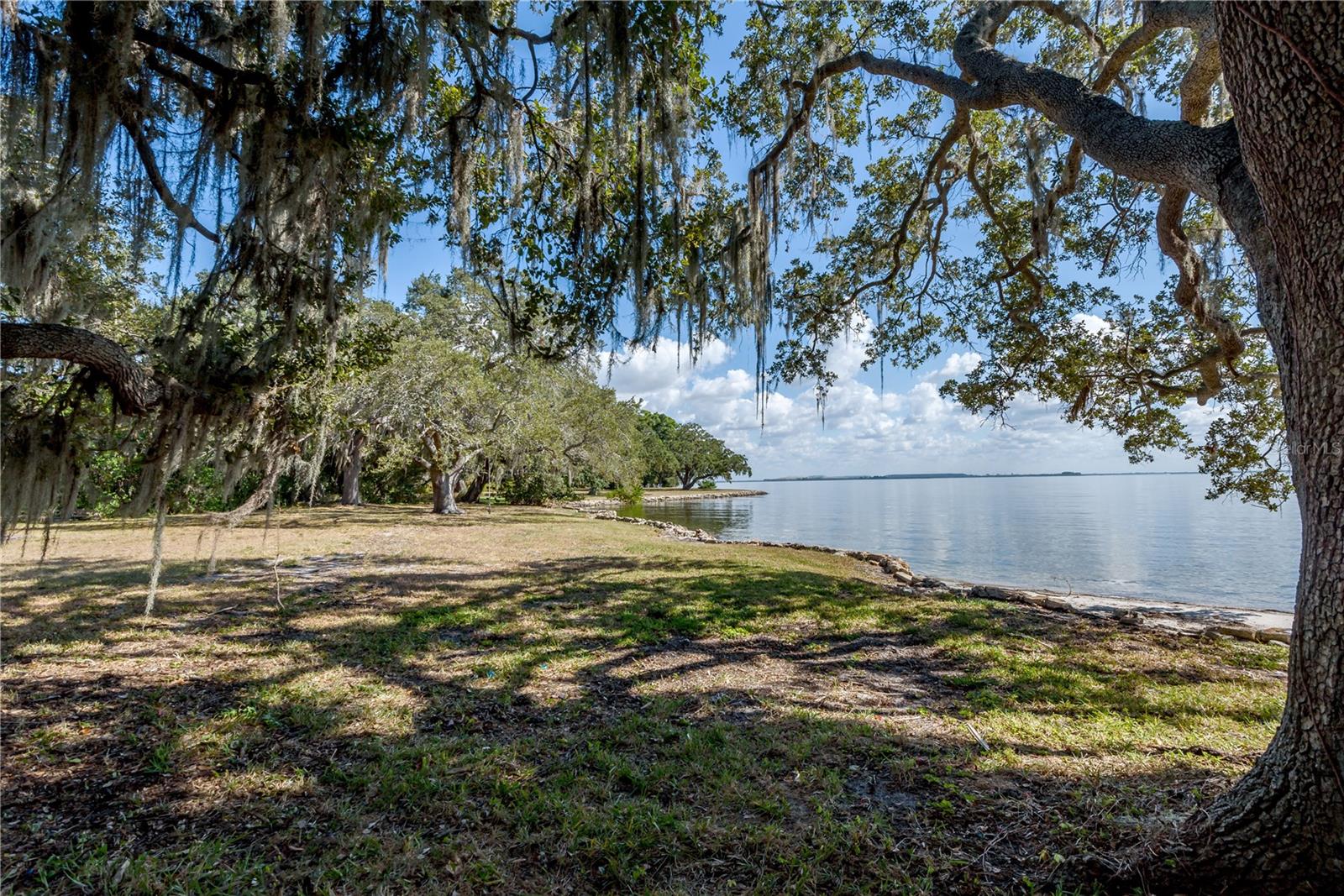SHELL POINT - Land